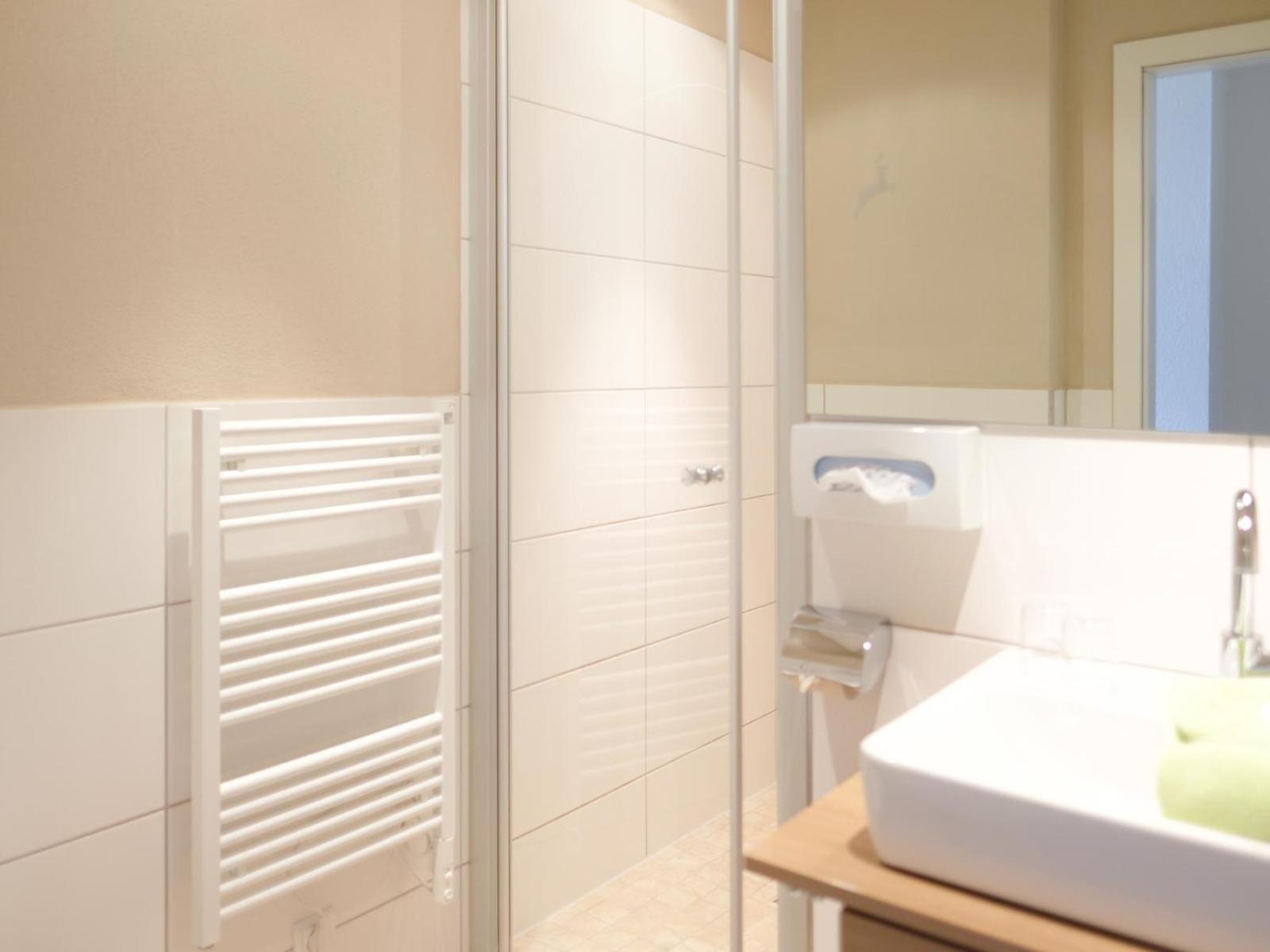 "The Roomy" - Photo 3