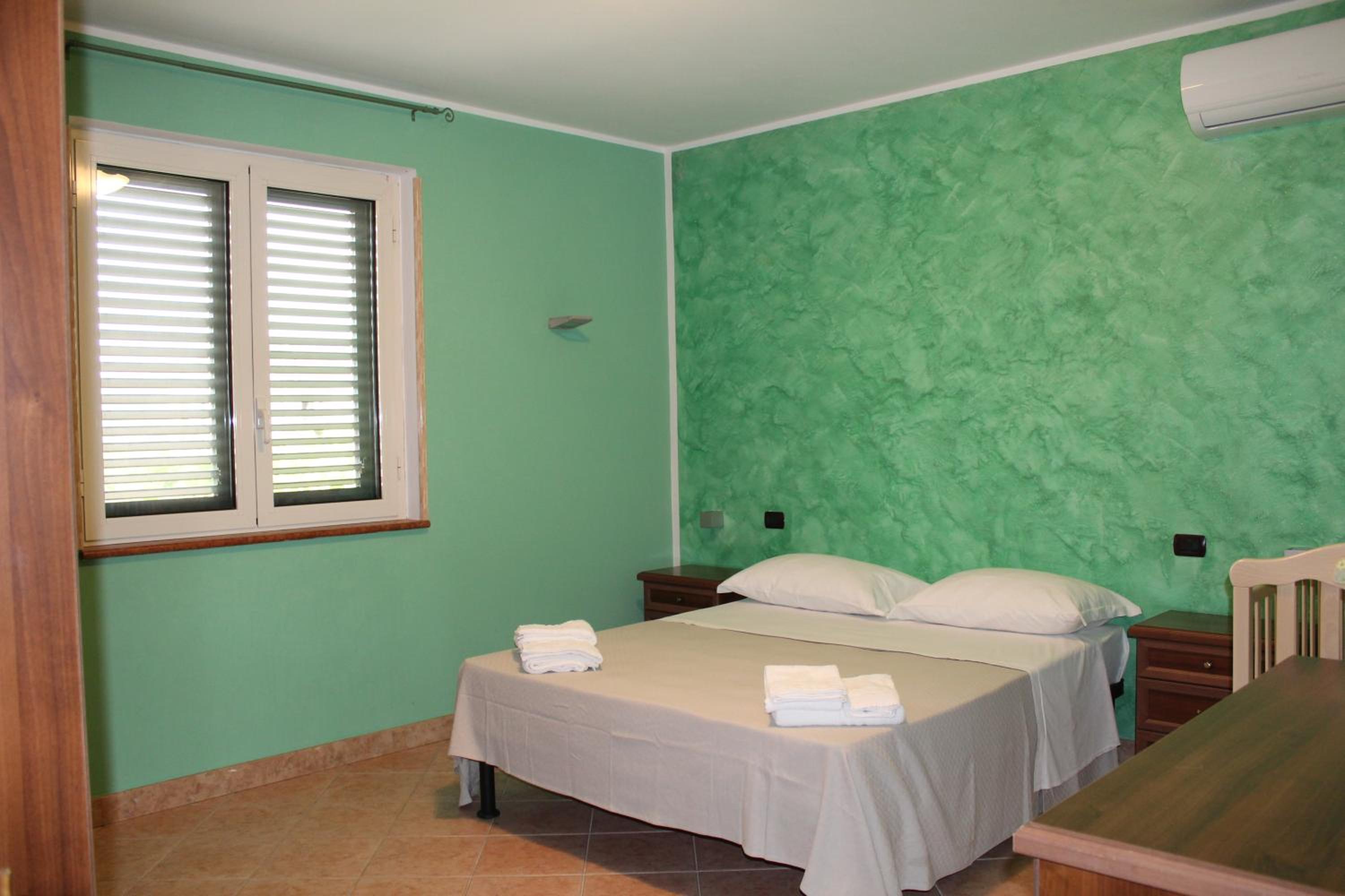 Double Room with Shared Bathroom