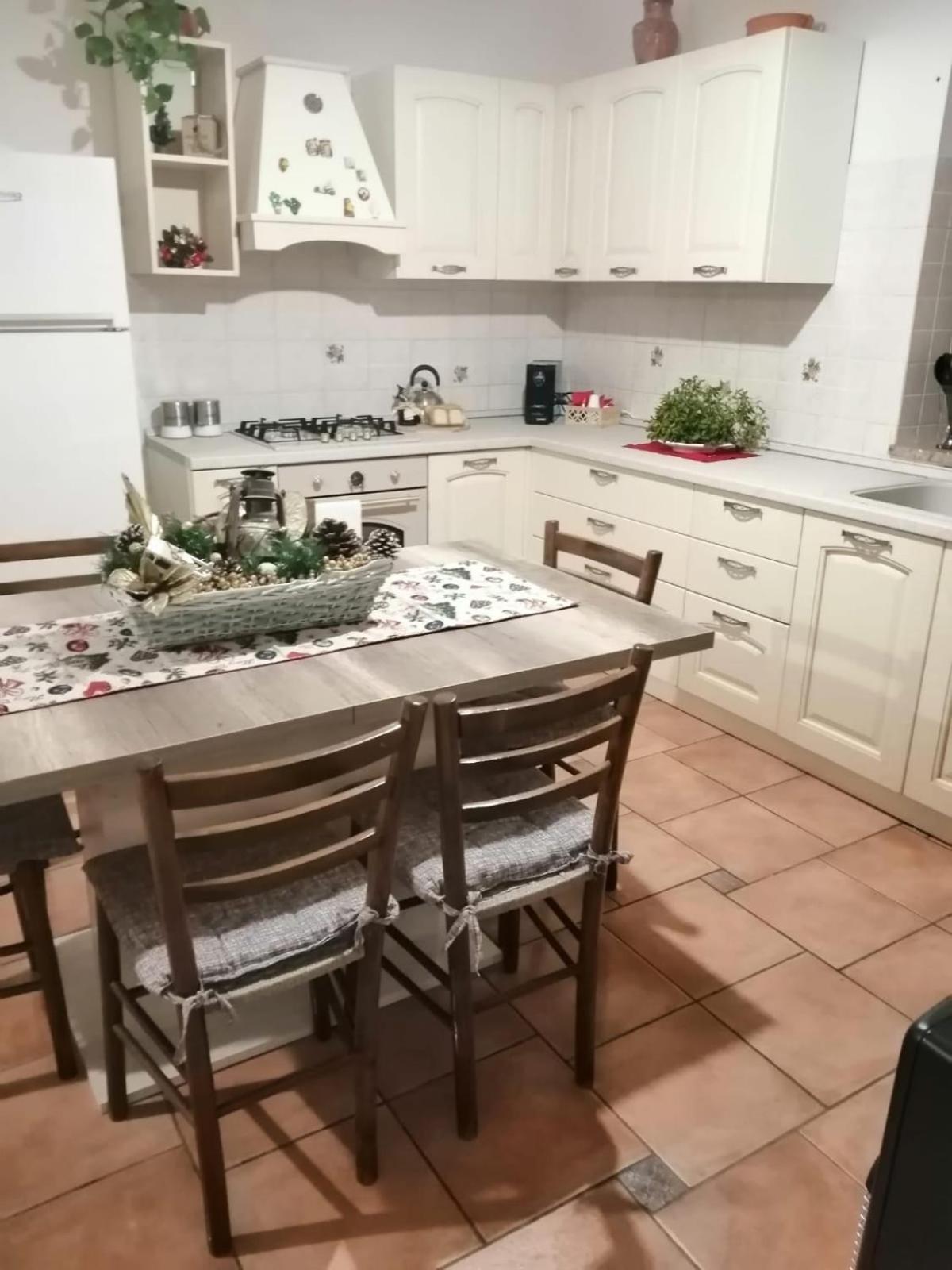 Two-Bedroom House - Photo 14