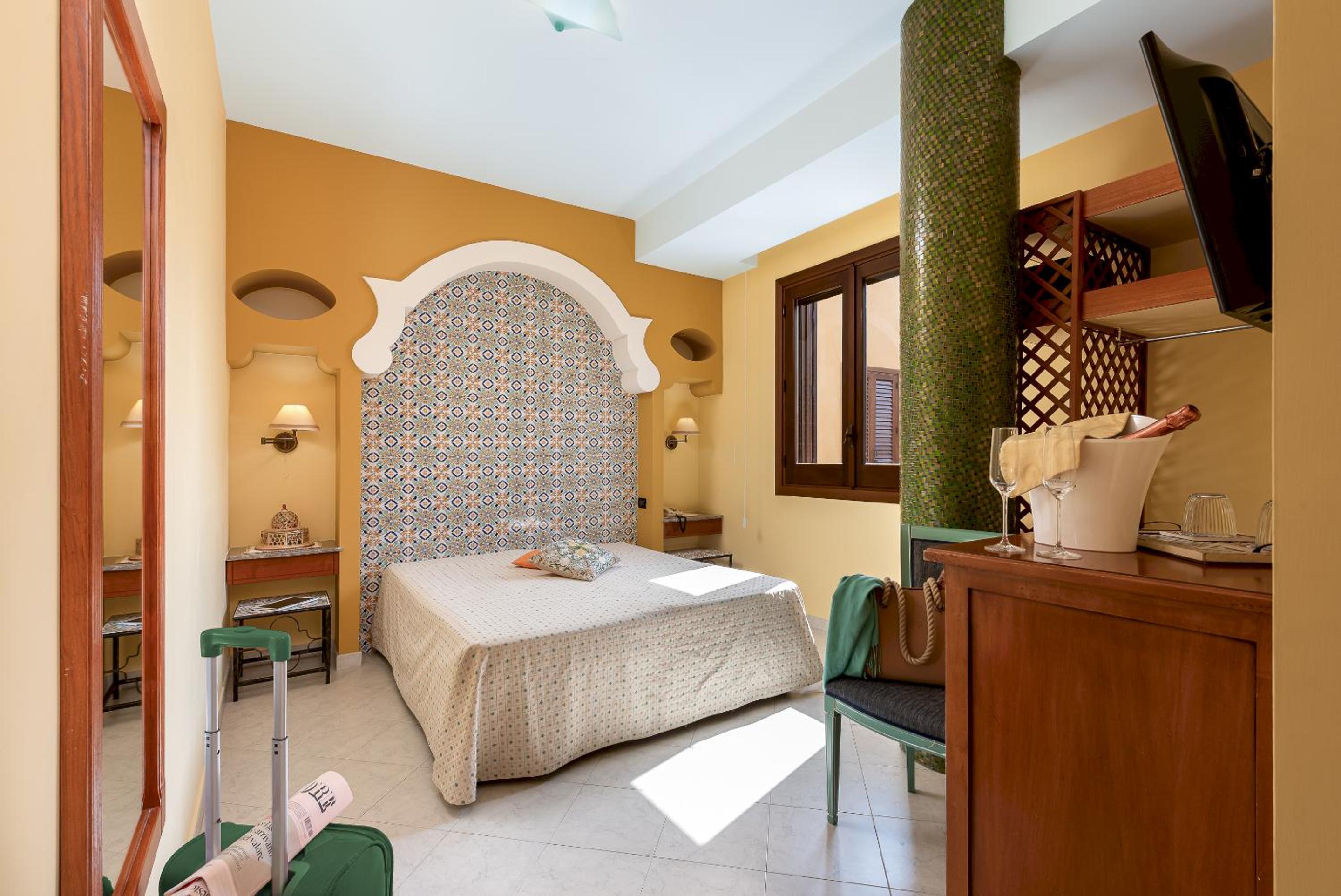 Double or Twin Room with Garden View