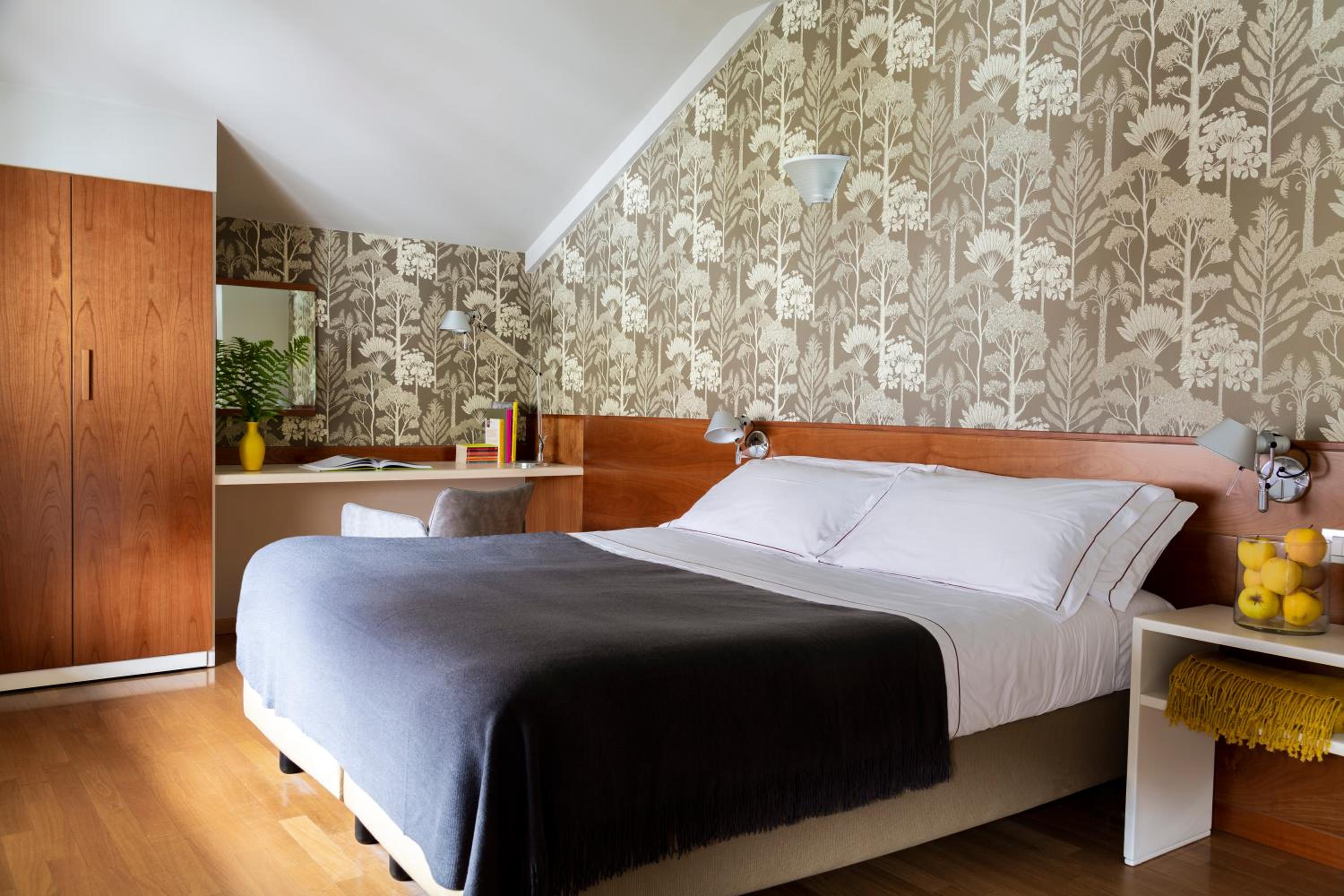 Suite - Photo 9