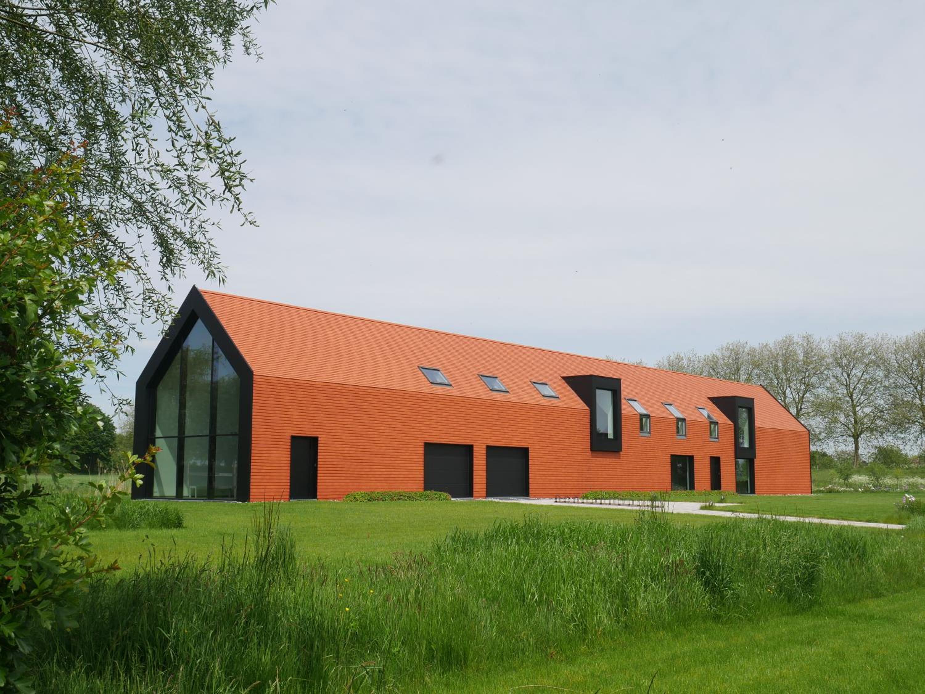 Villa photo 3