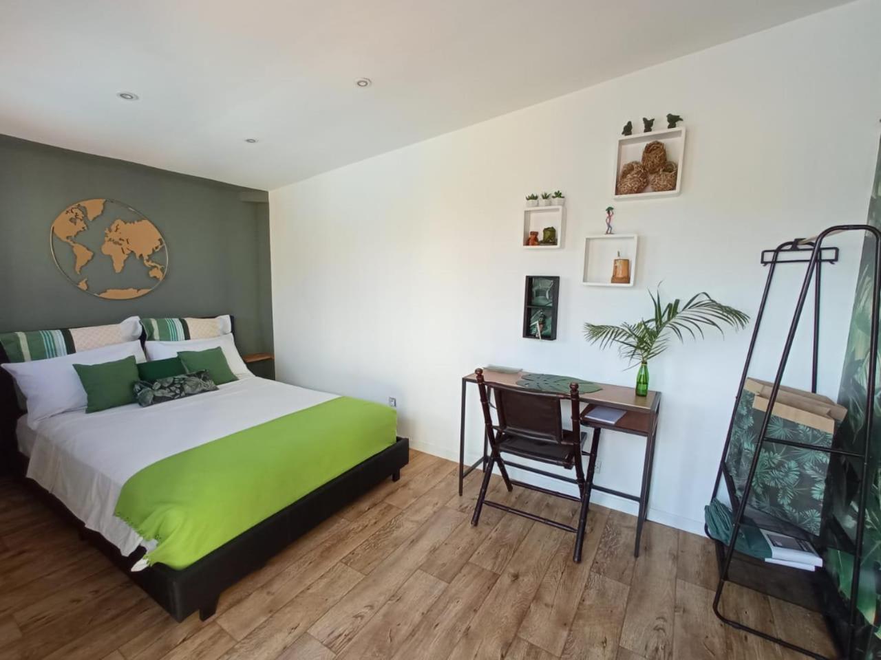 Double Room with Private Bathroom photo 1