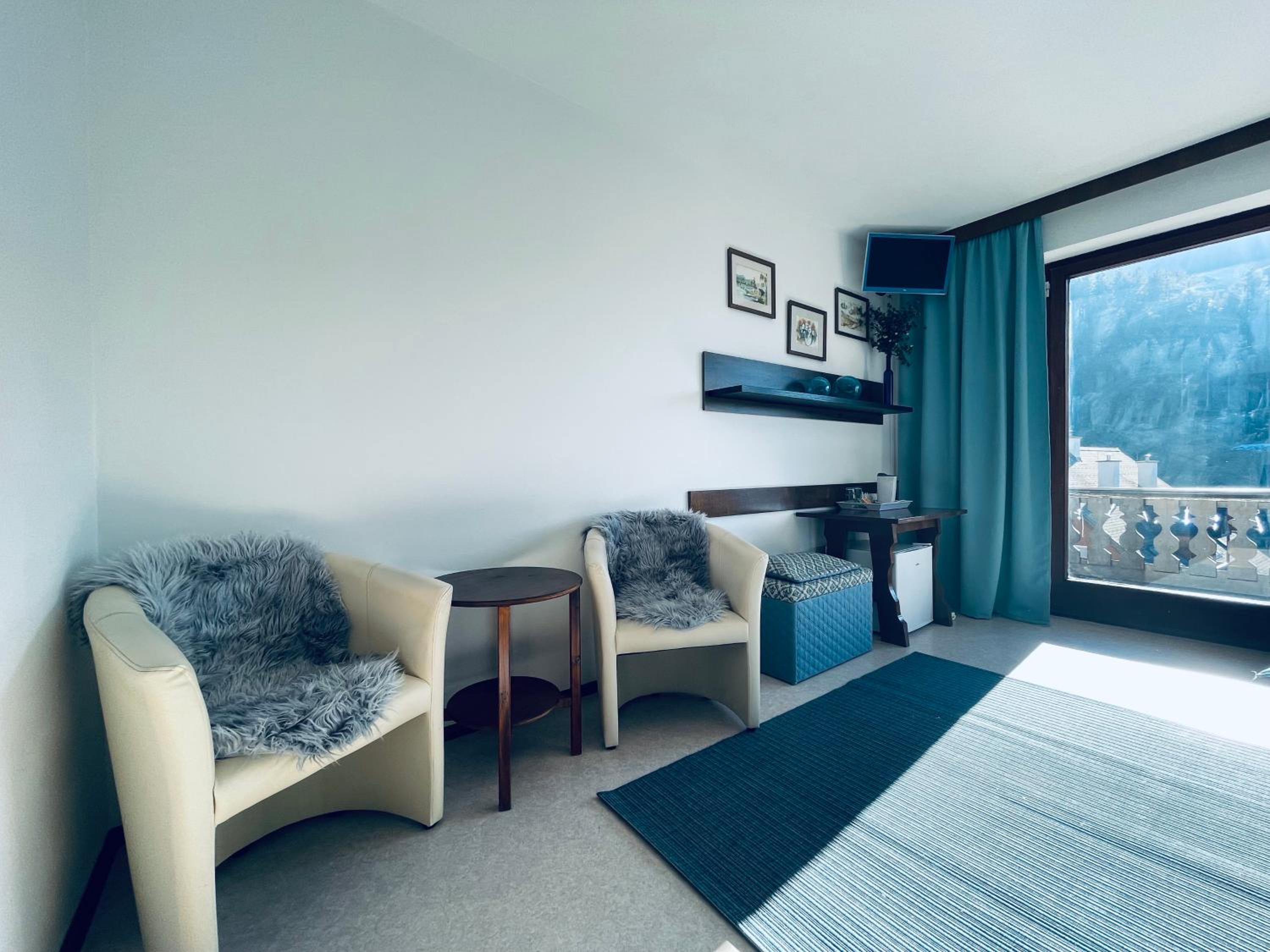 Large Double Room photo 3