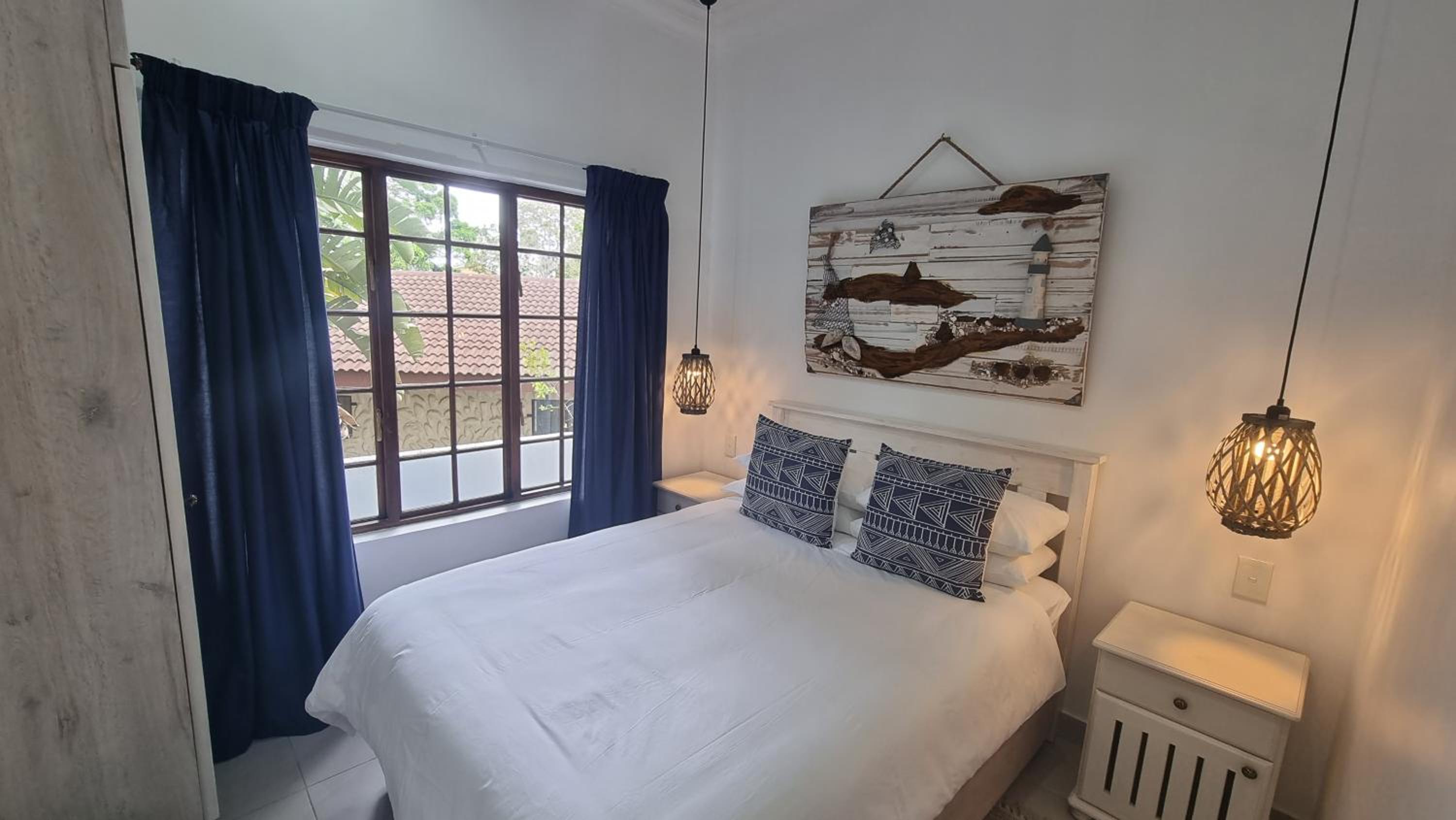 Two-Bedroom Apartment with Pool View - Photo 11