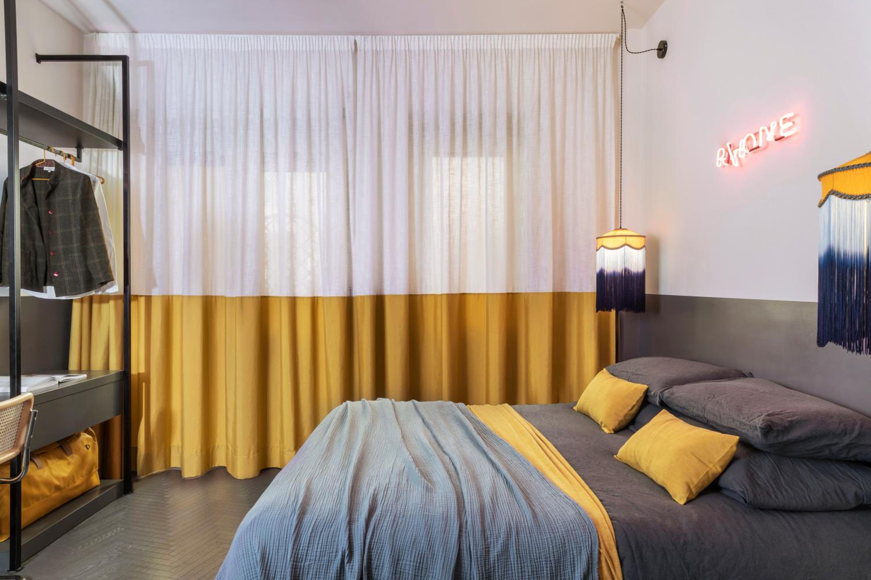 Deluxe Queen Room photo 3