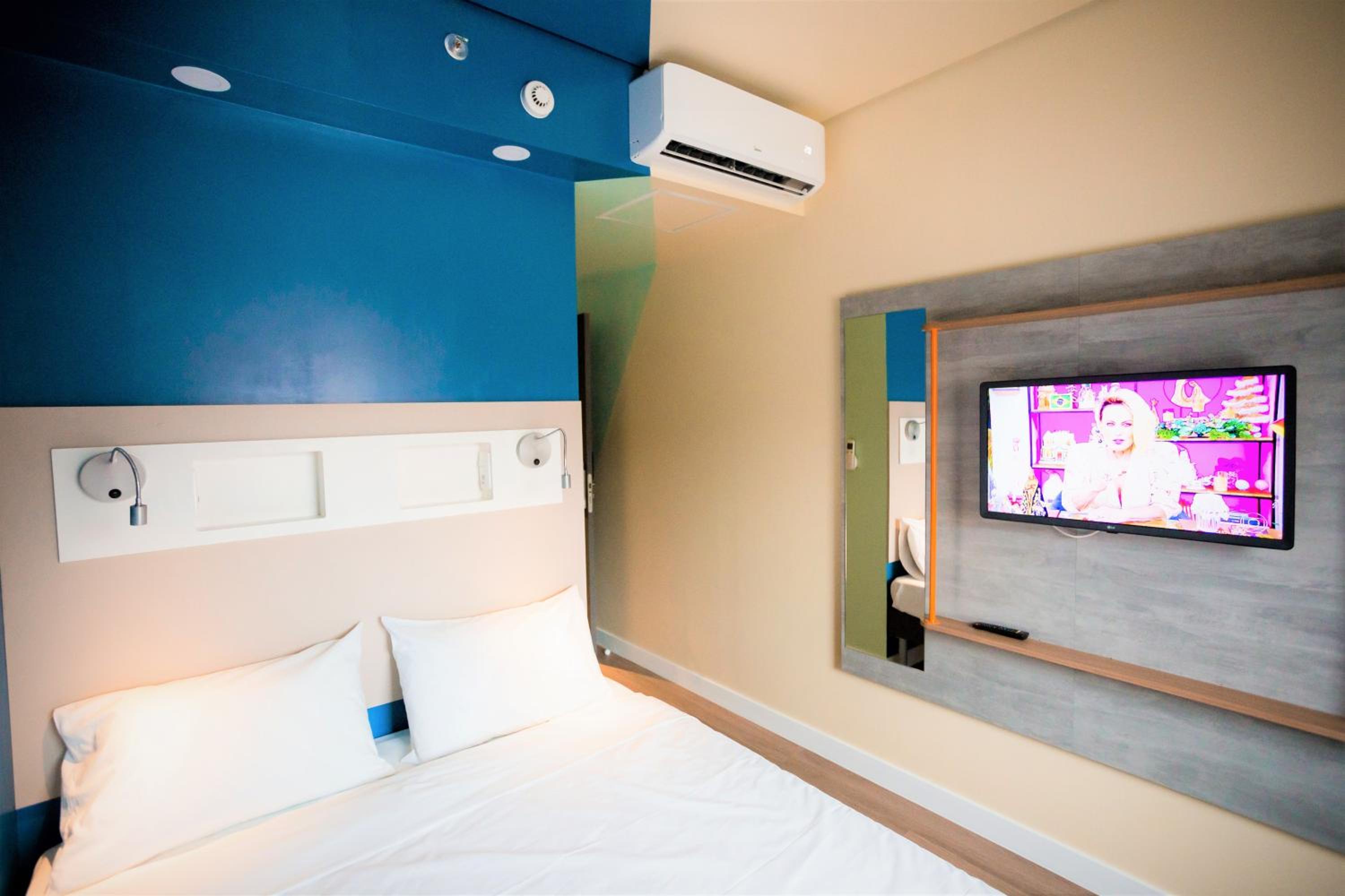 Standard Double Room - Photo 5