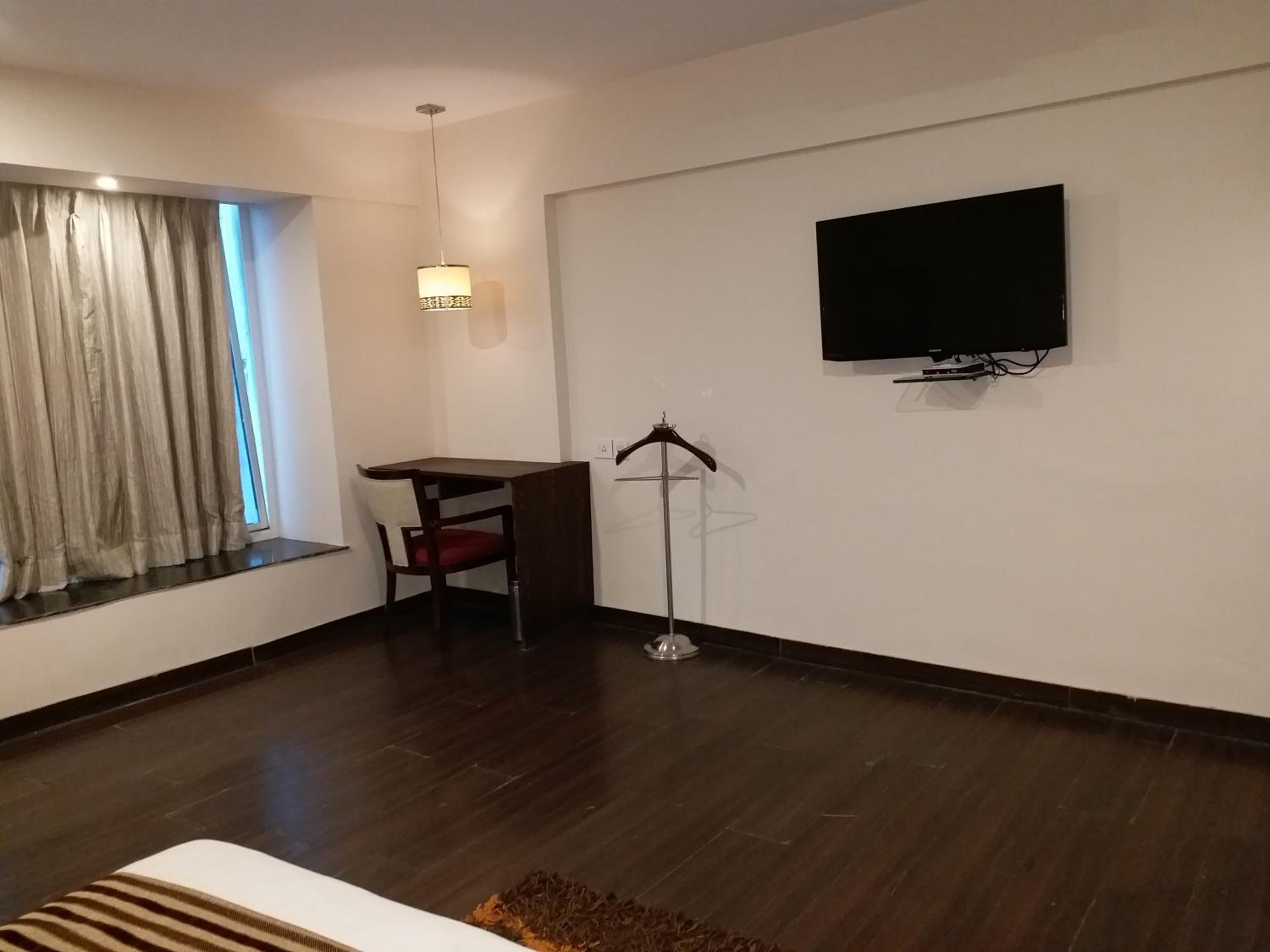Deluxe Double or Twin Room photo 3