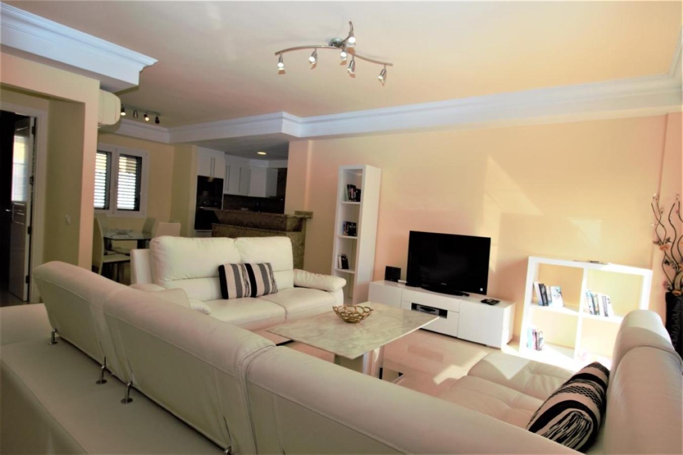 Villa con piscina privada
