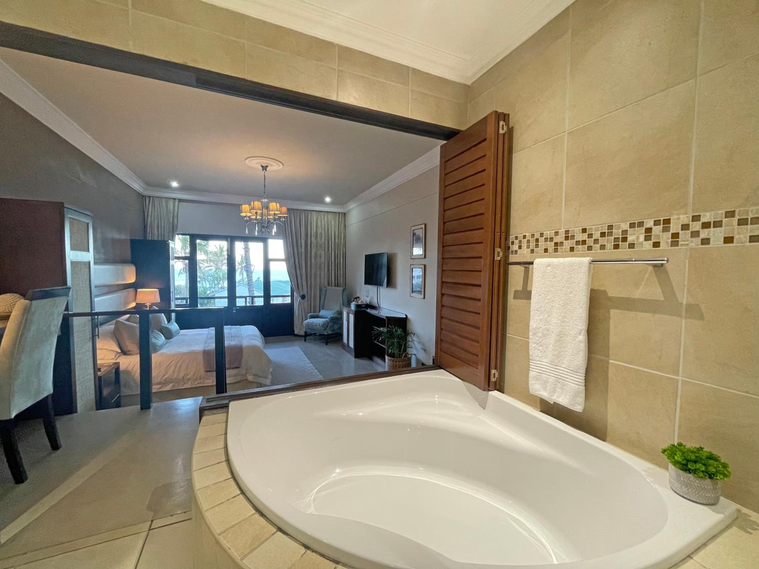 King Room with Sea View - Photo 4