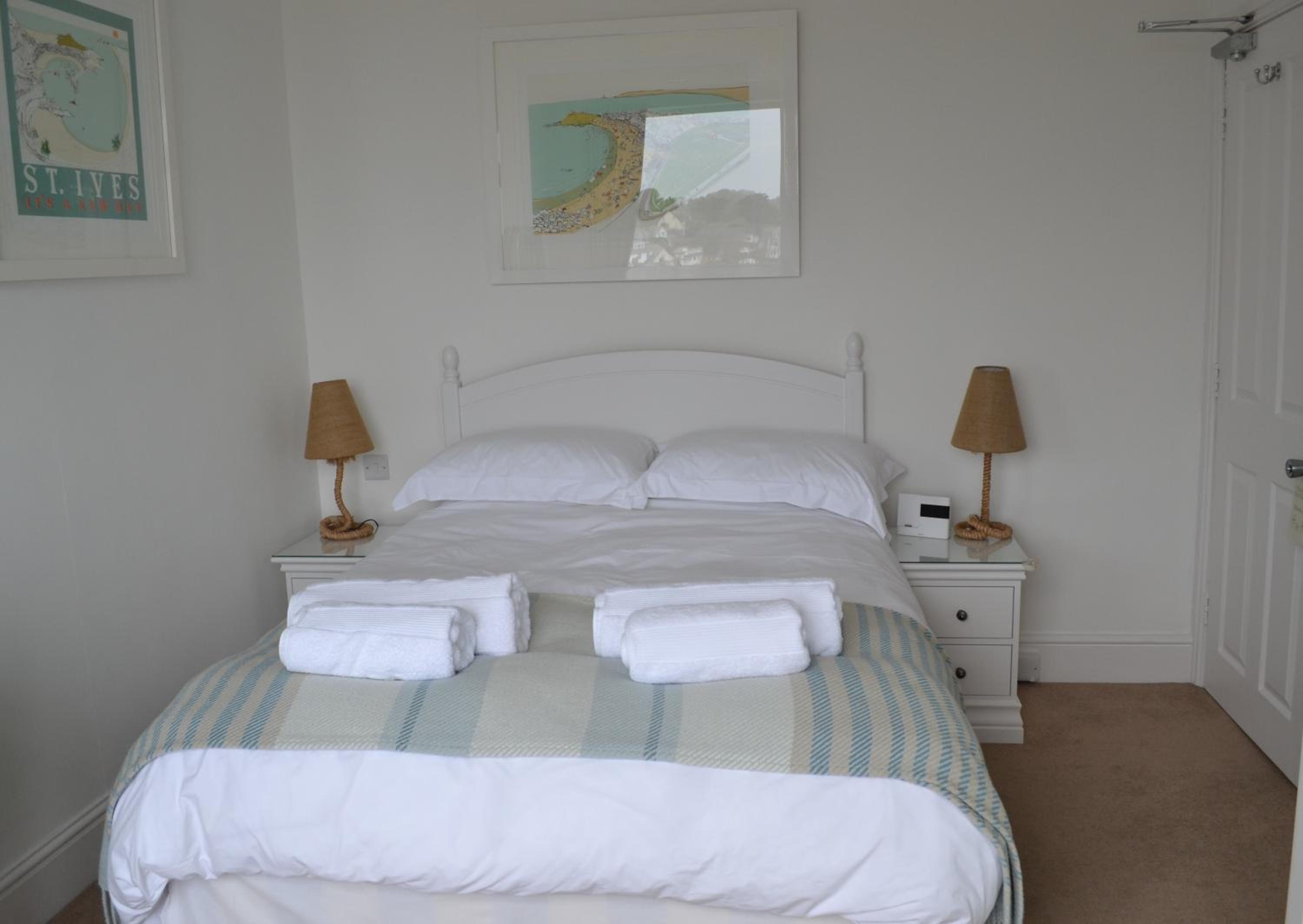 Double Room with Private External Bathroom photo 1