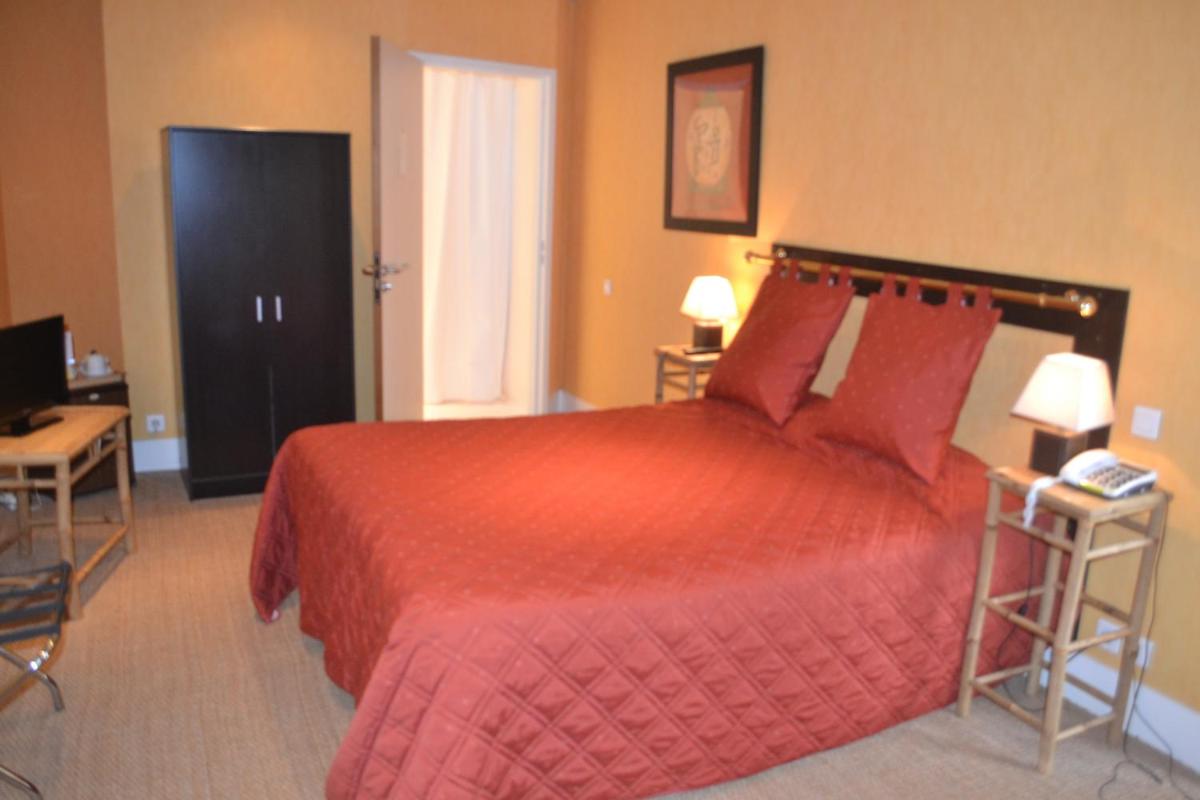 Deluxe Double or Twin Room with Garden View photo 2