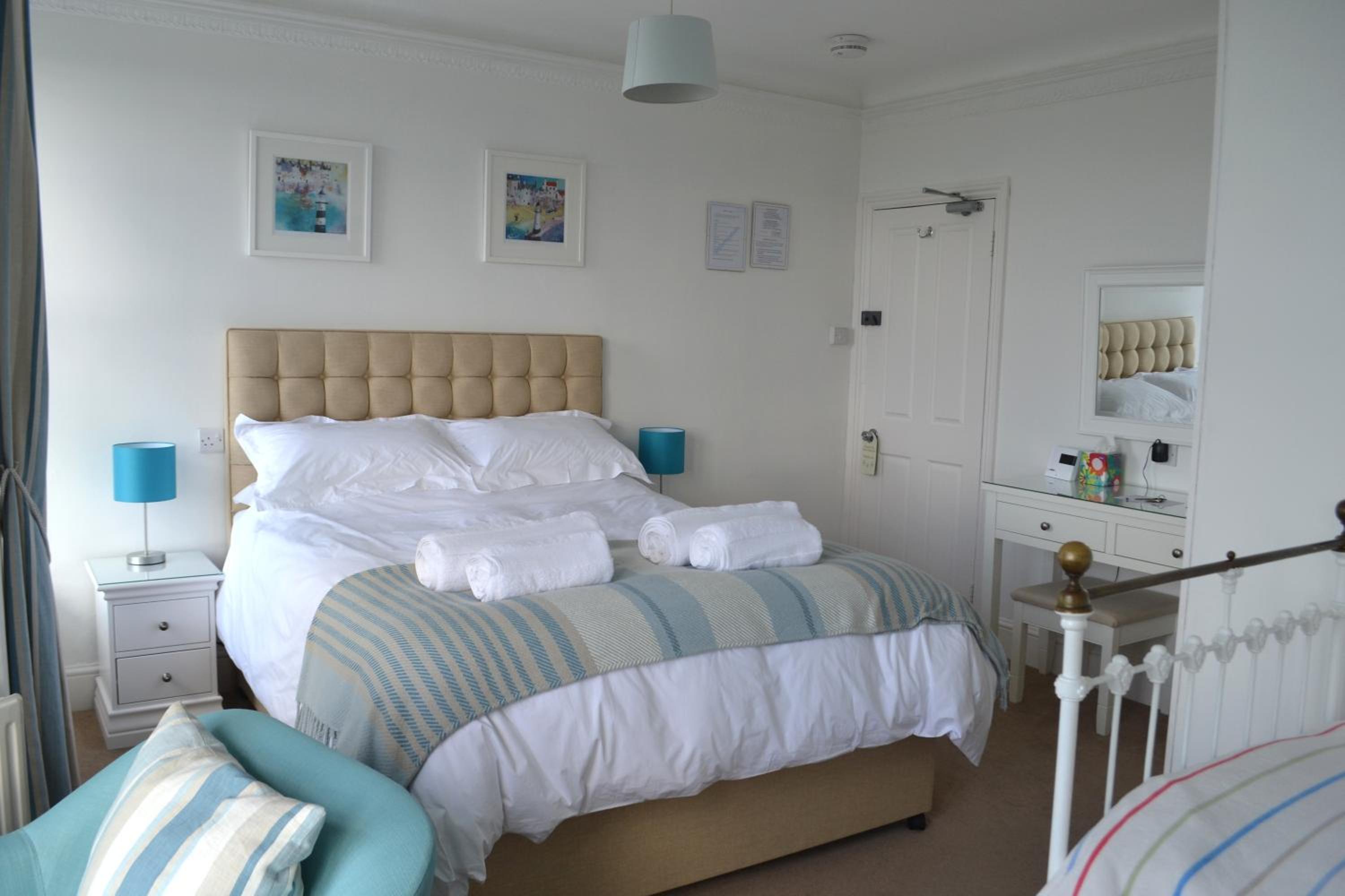 Family Room with Sea View photo 2