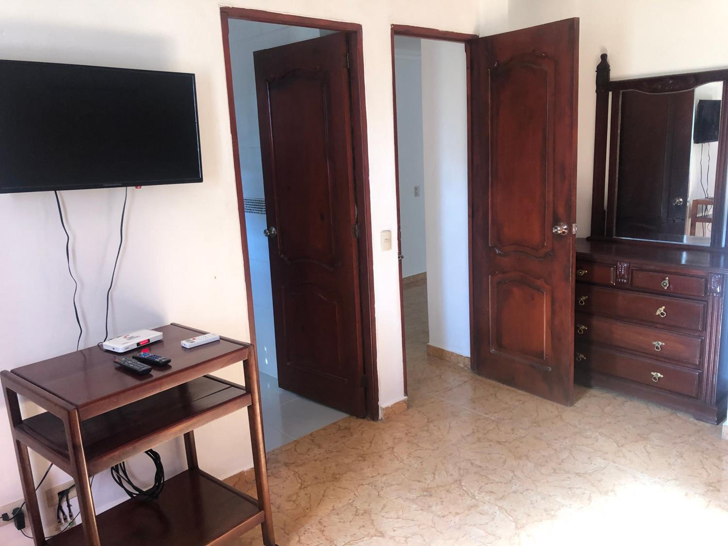 Three-Bedroom House photo 2