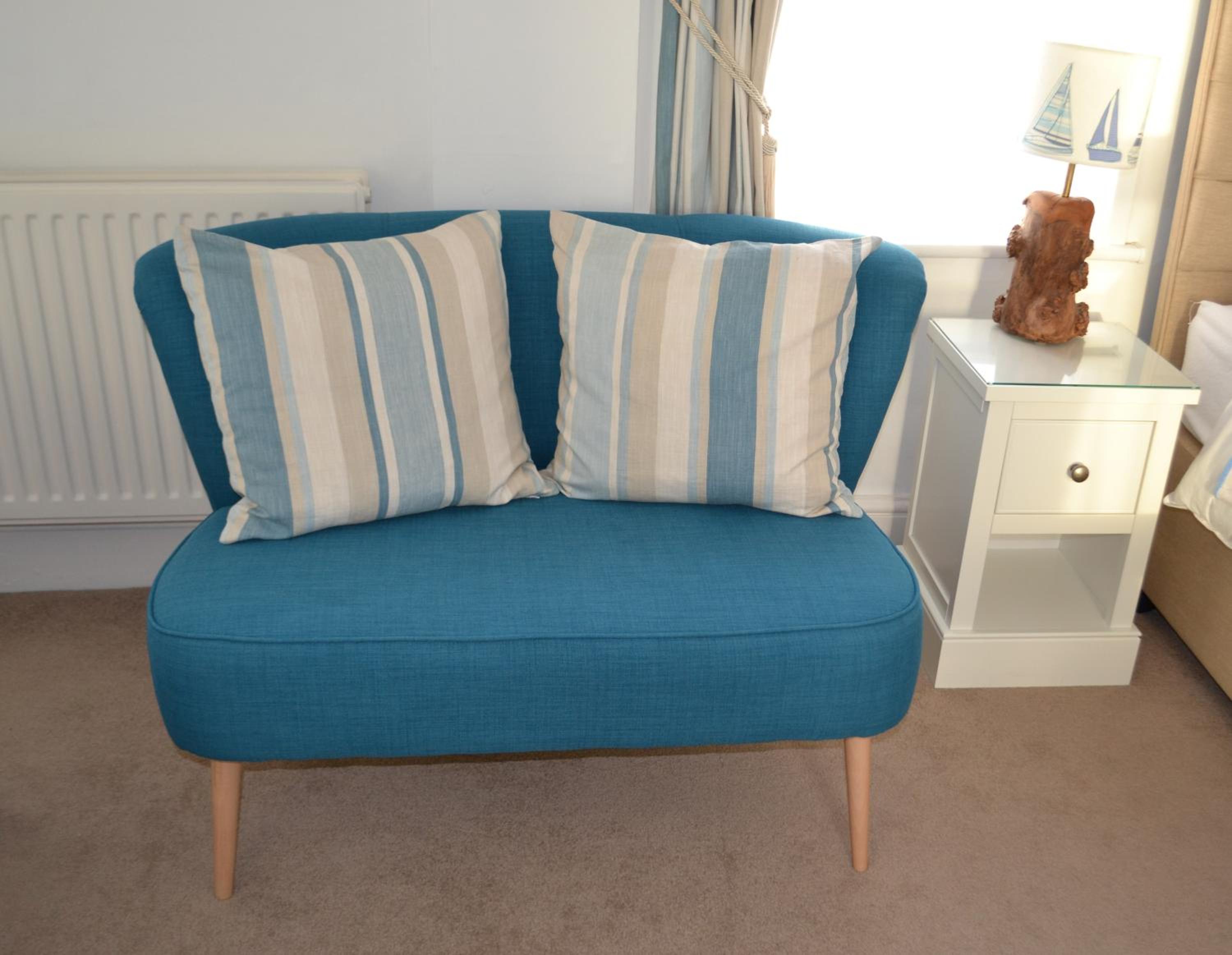 Standard Family Room photo 3