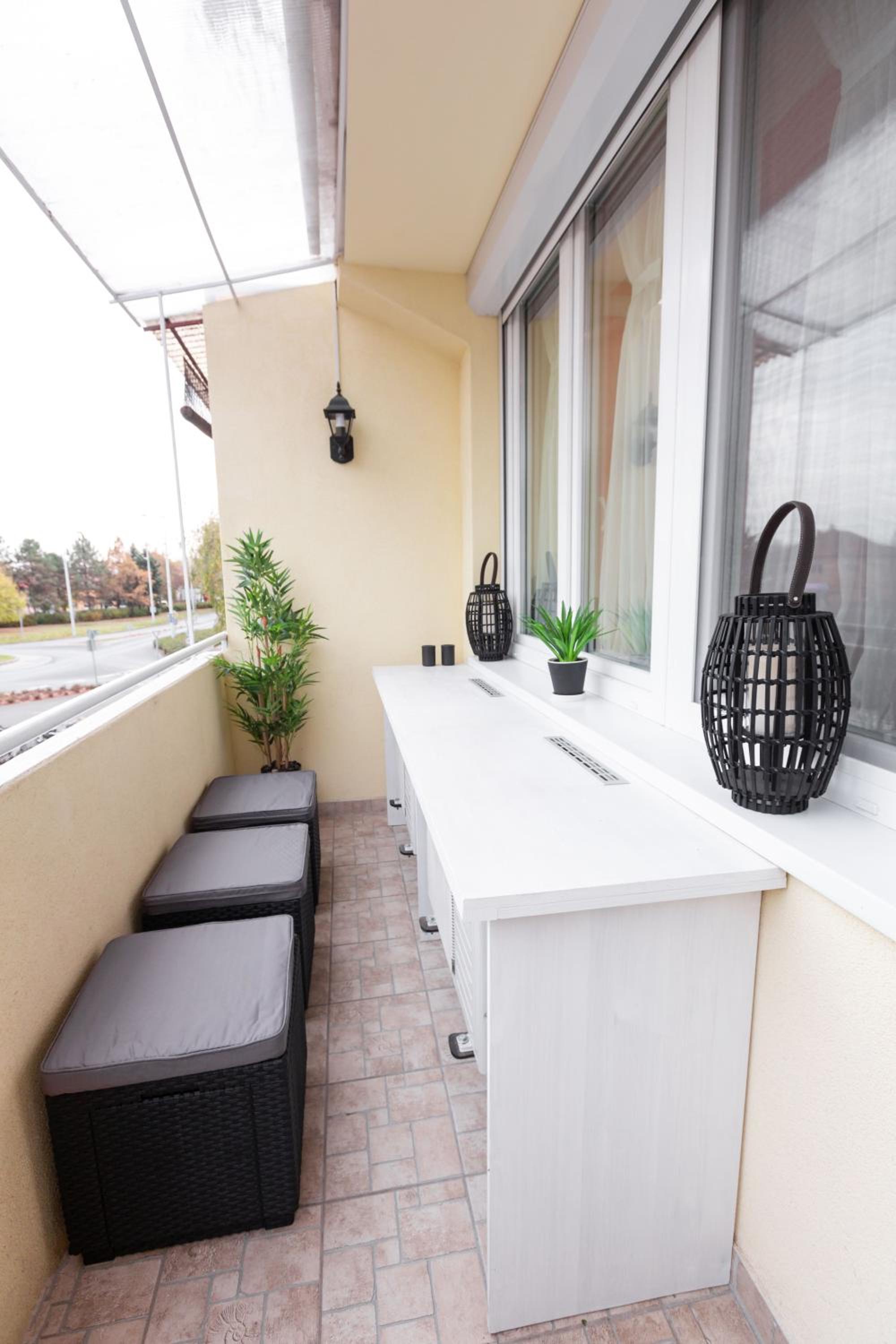 Apartment - Photo 28