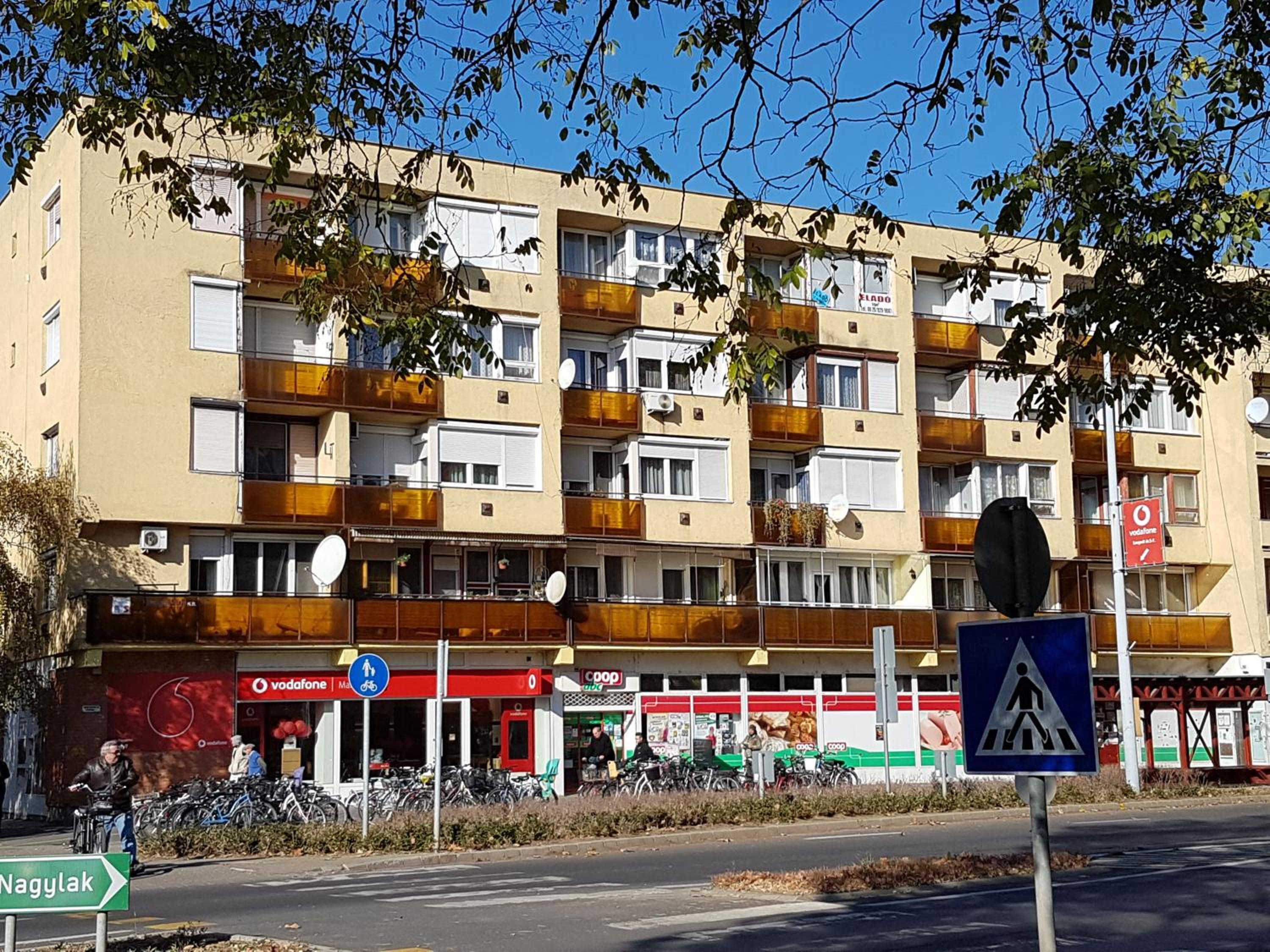 Apartment - Photo 27
