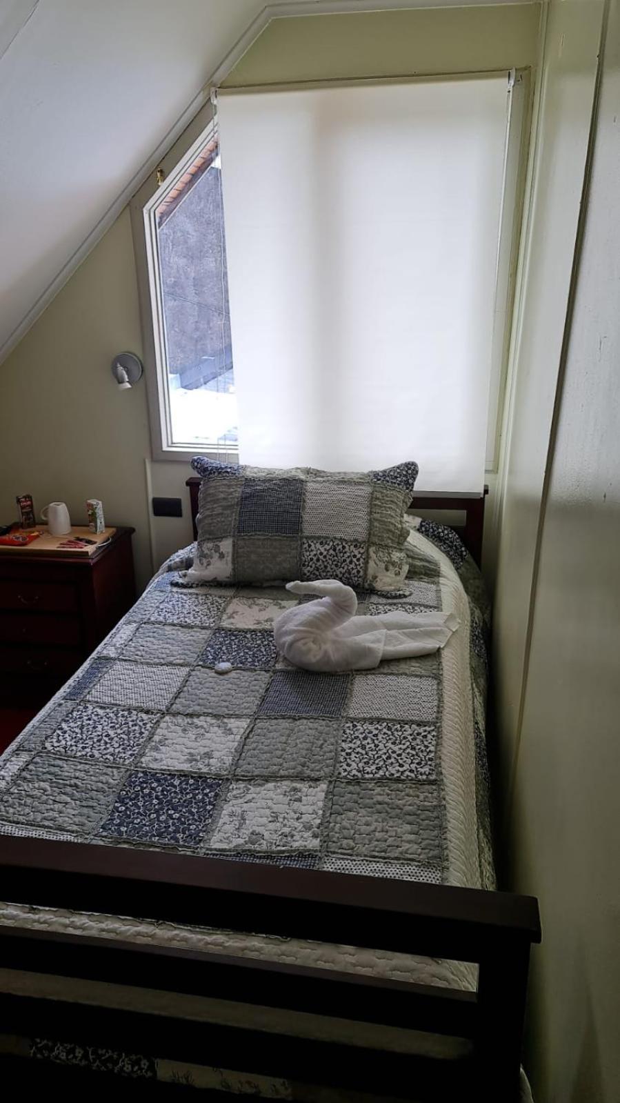 Single Room with Shared Bathroom photo 1