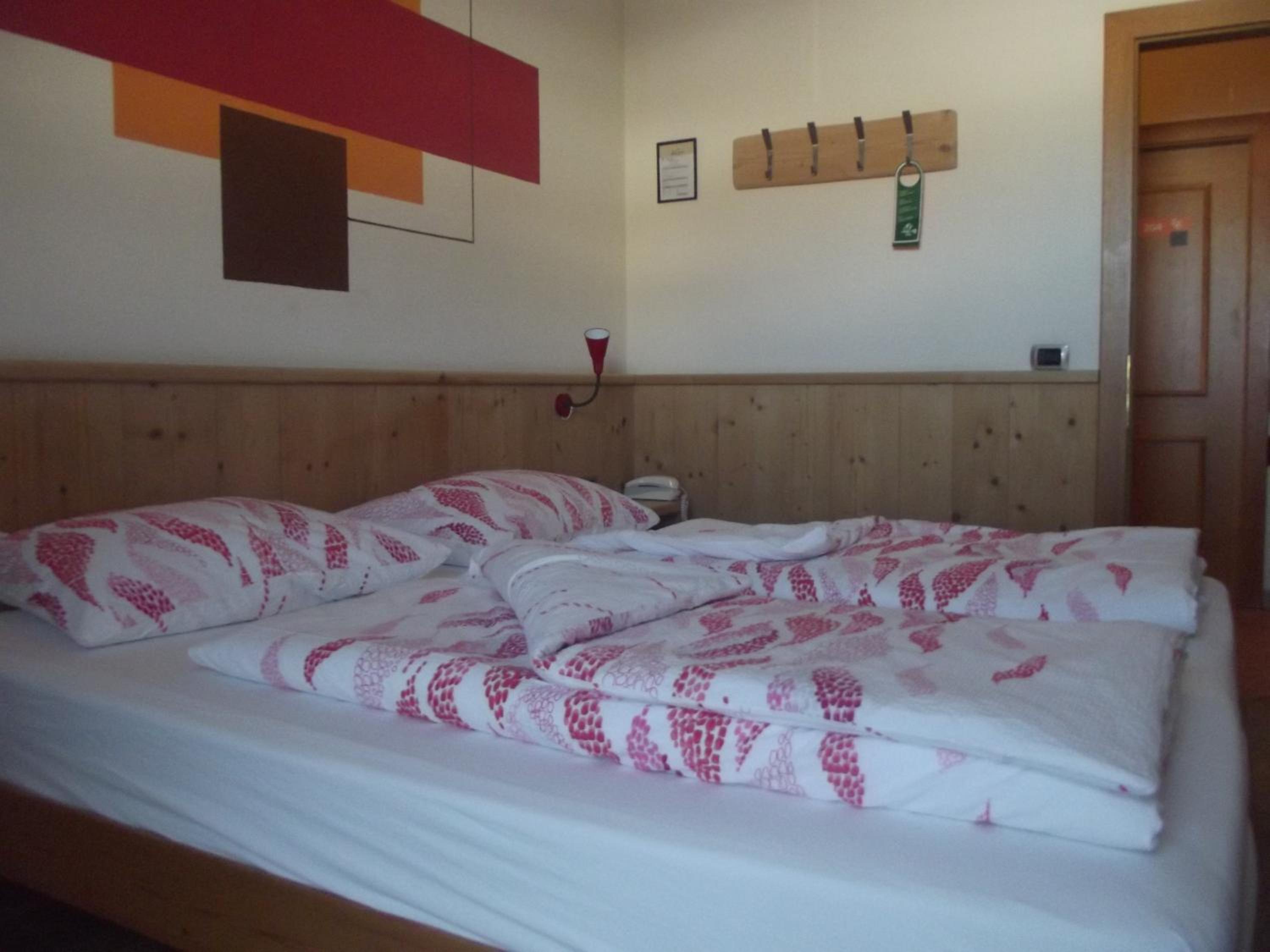Double or Twin Room photo 2