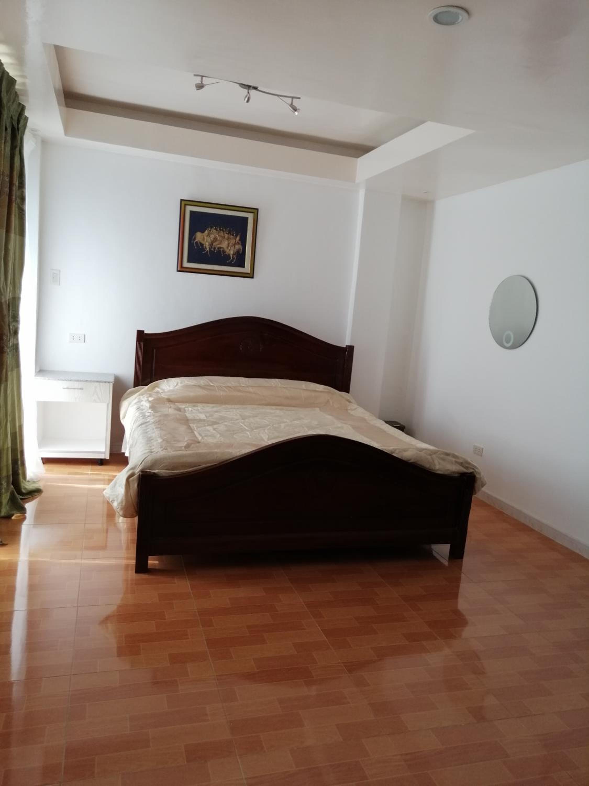 One-Bedroom Apartment - Photo 24