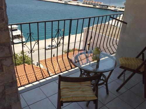 Deluxe Double Room with Balcony and Sea View