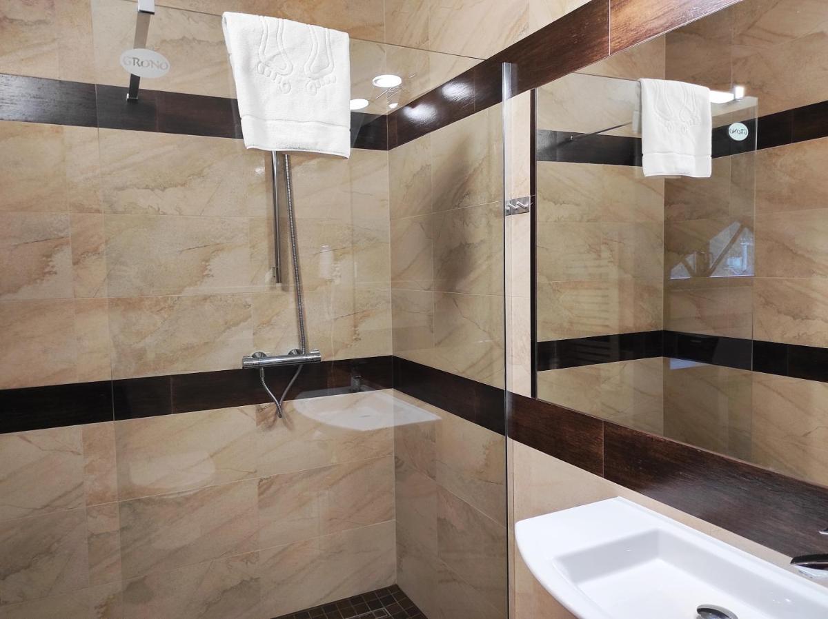 Triple Room with Private Bathroom photo 1