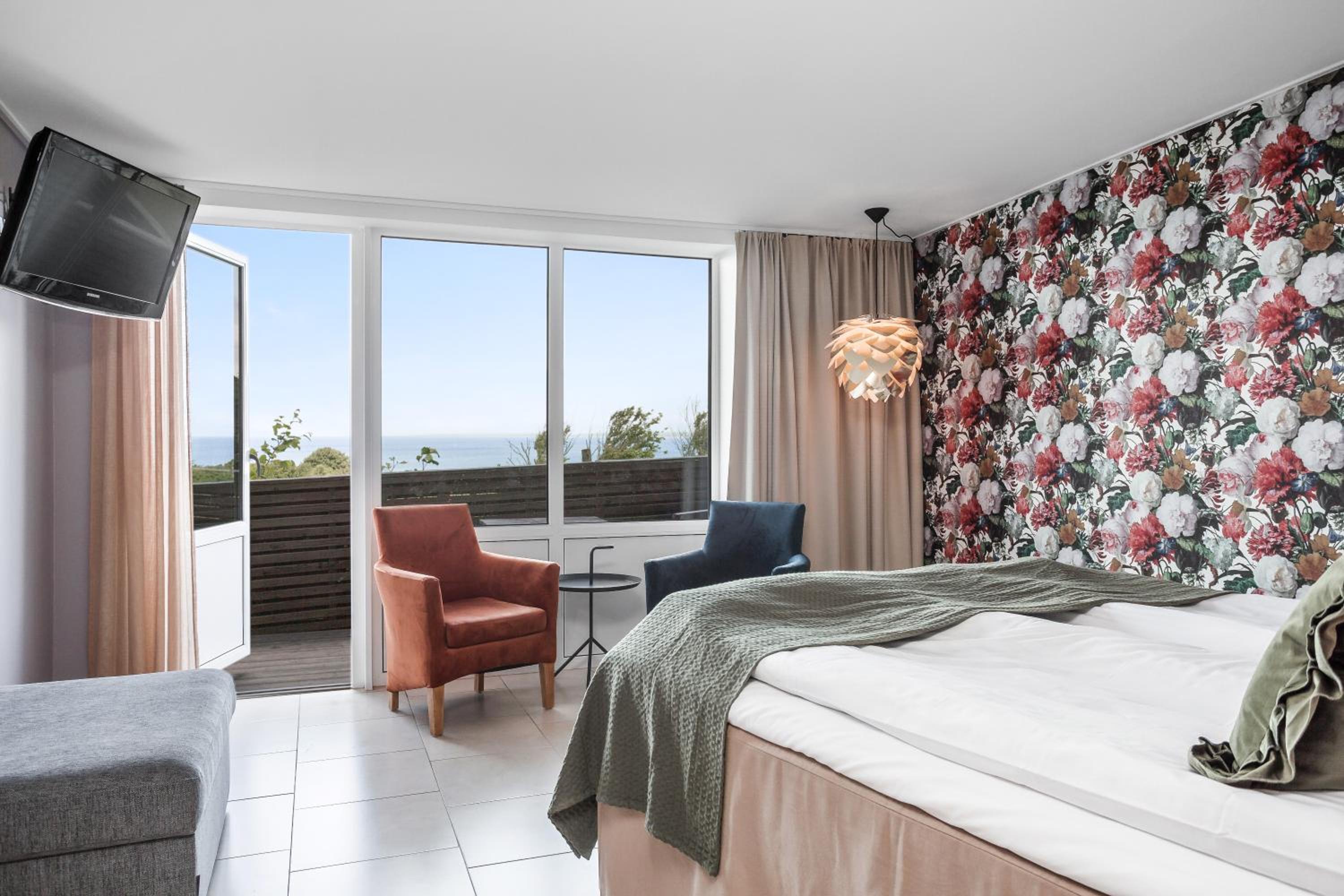 Twin Room with Sea View - Photo 1