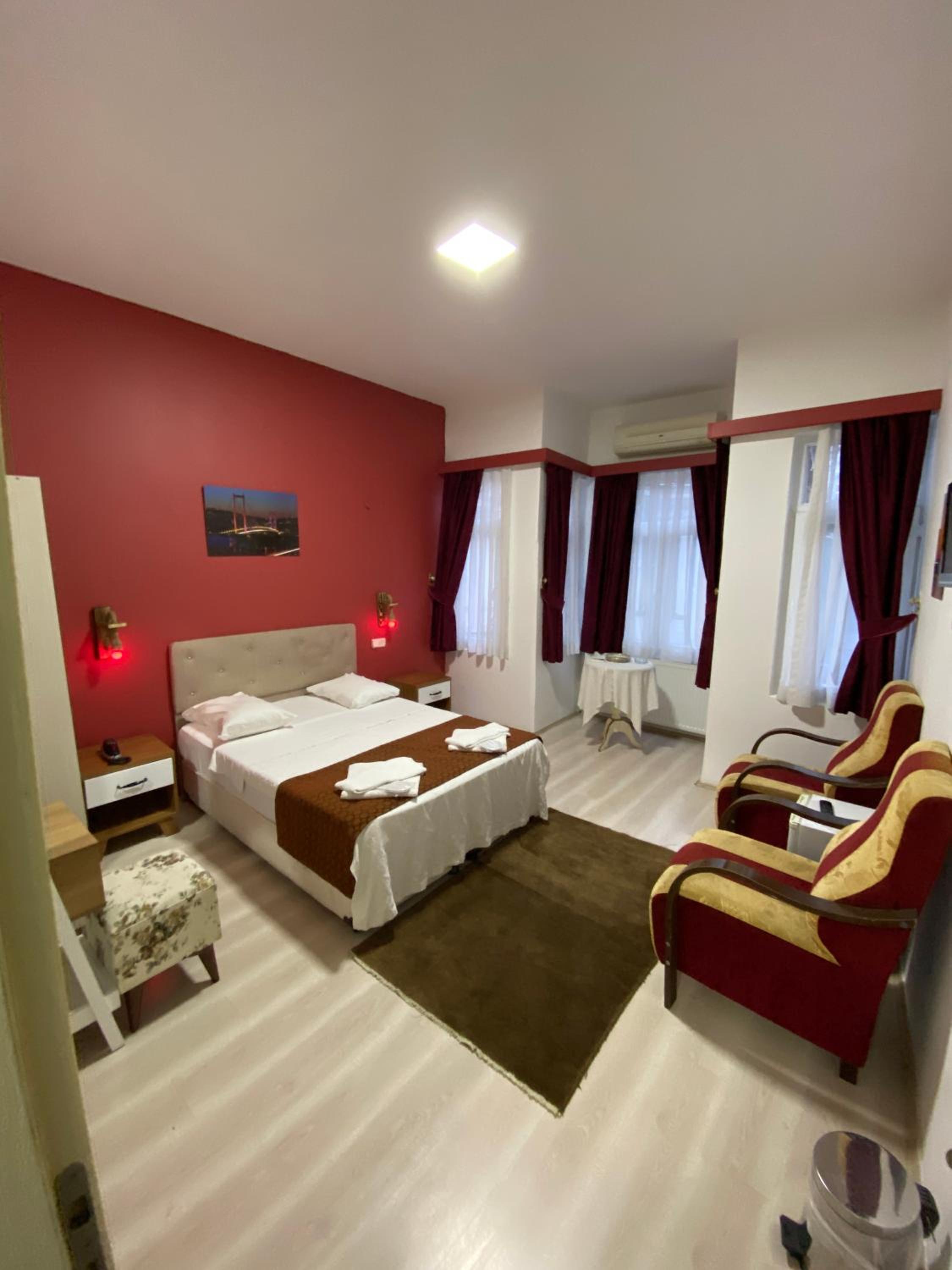 Deluxe Double Room photo 2