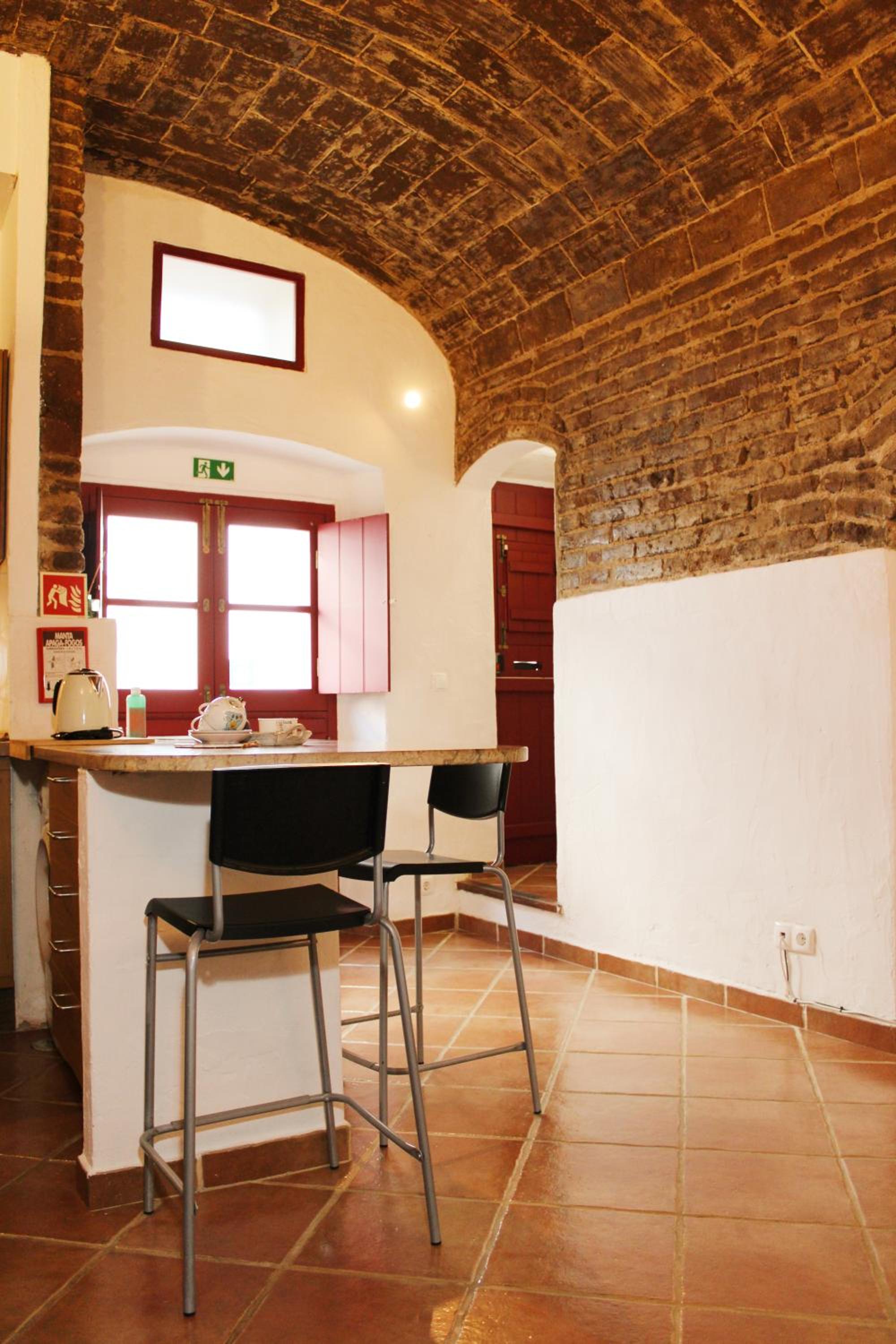 One-Bedroom House - Photo 29