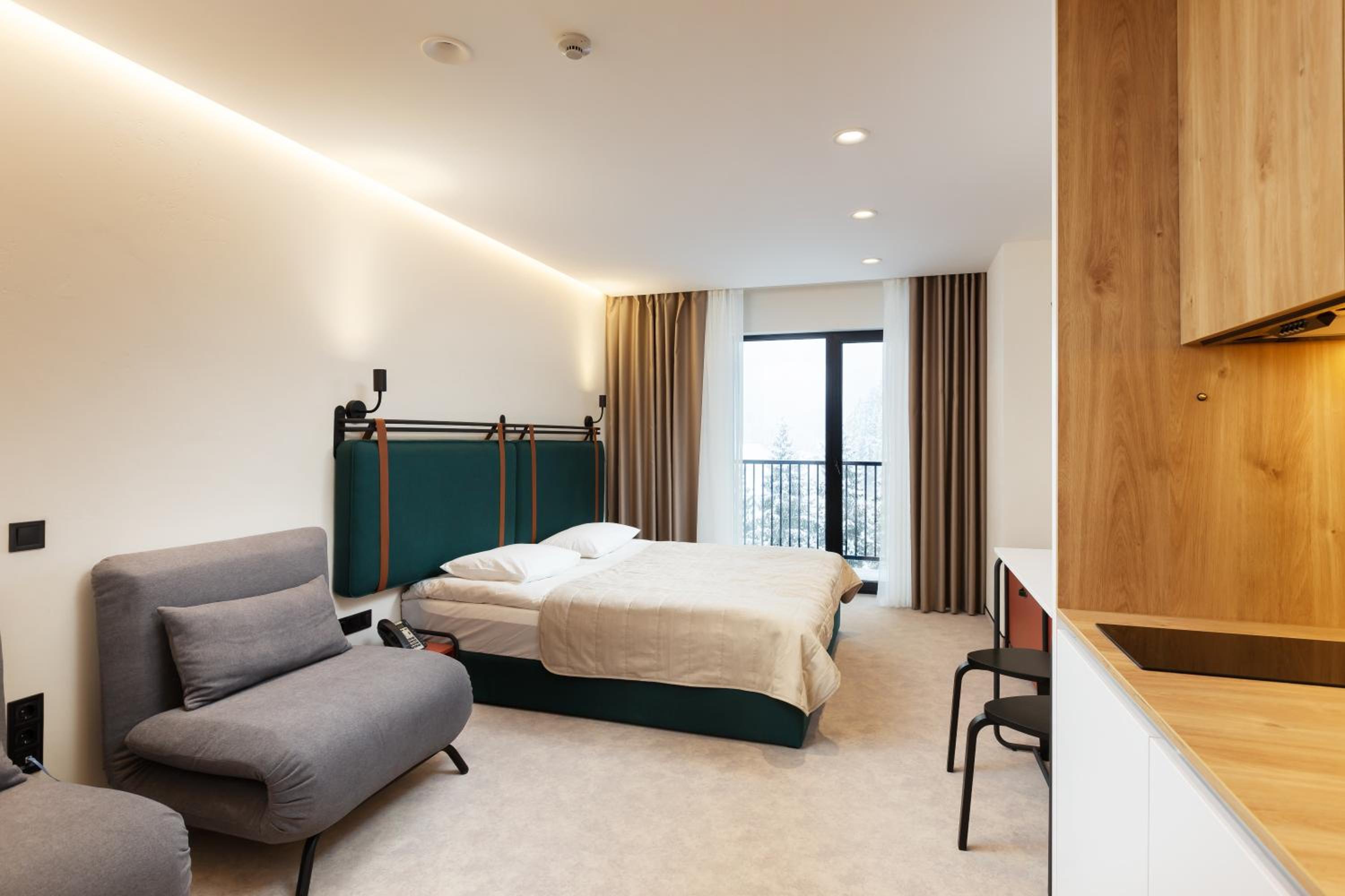 Superior Apartament with Mountain View