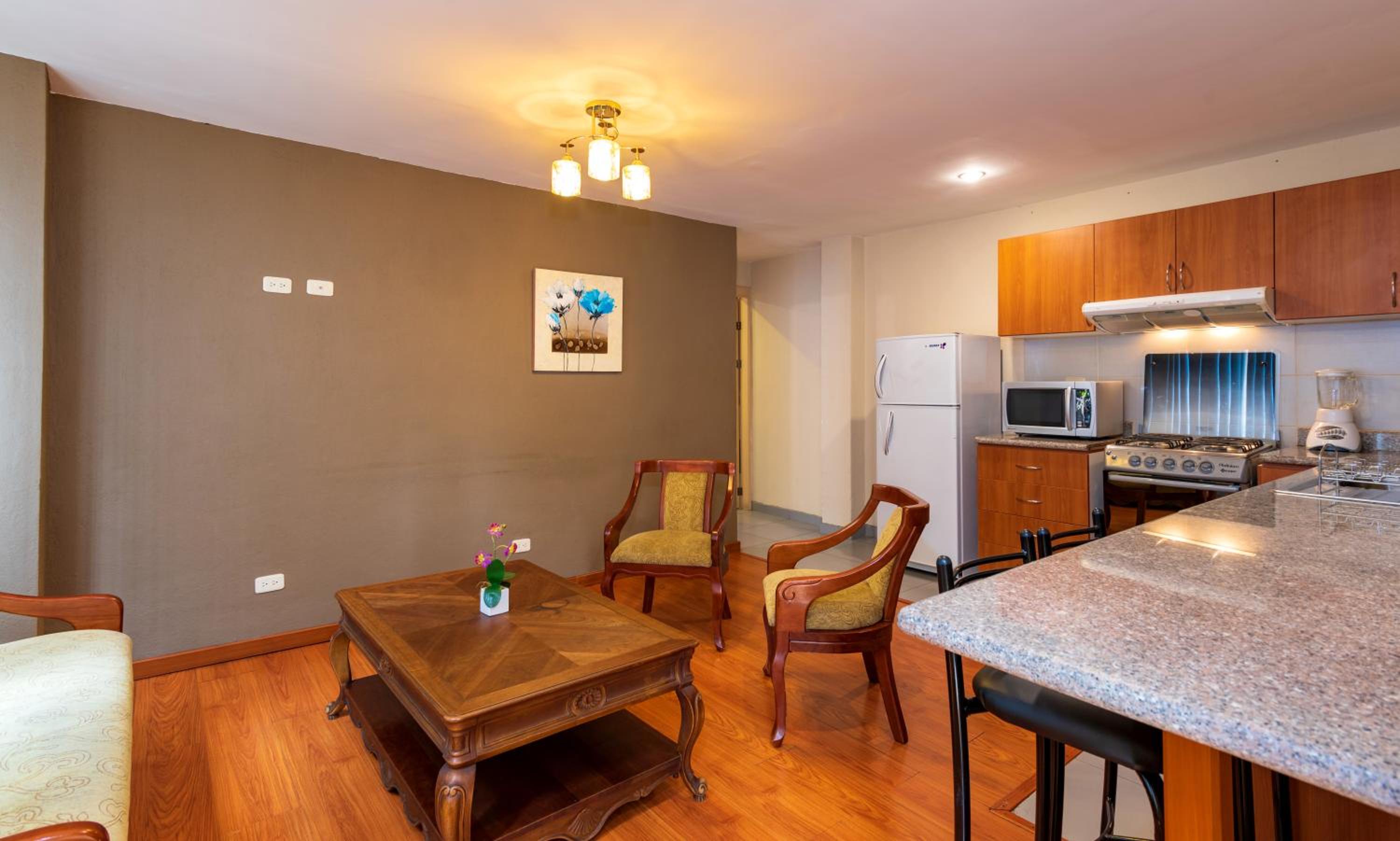 Apartment - Photo 3