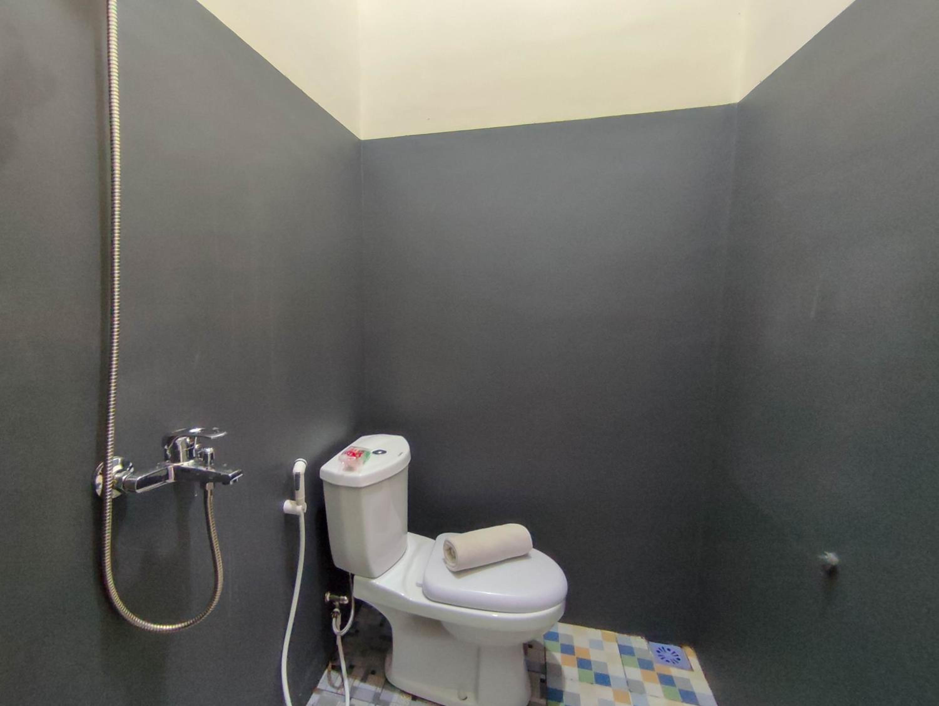 Standard Double Room - Photo 2