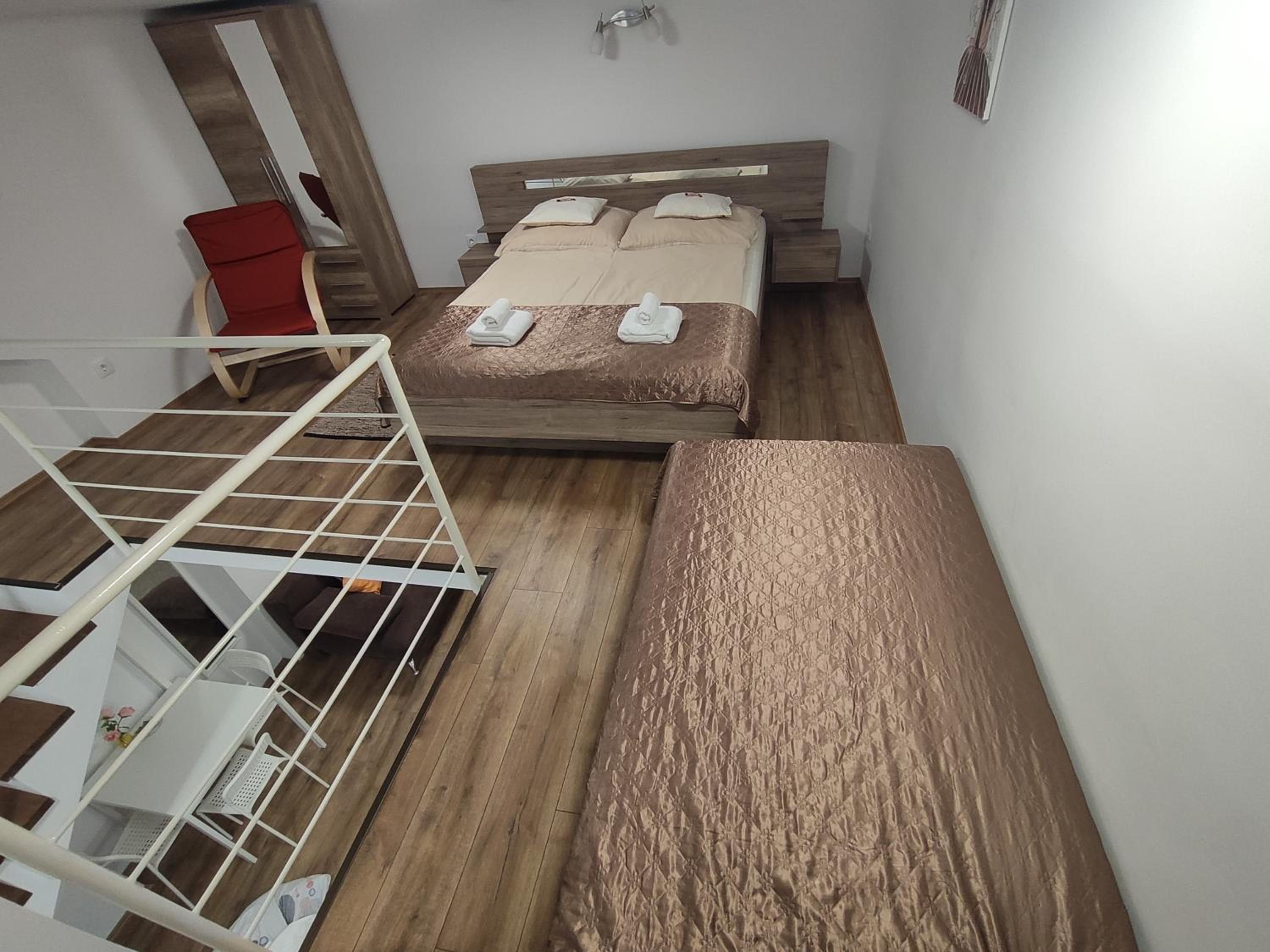 One-Bedroom Apartment - Photo 23