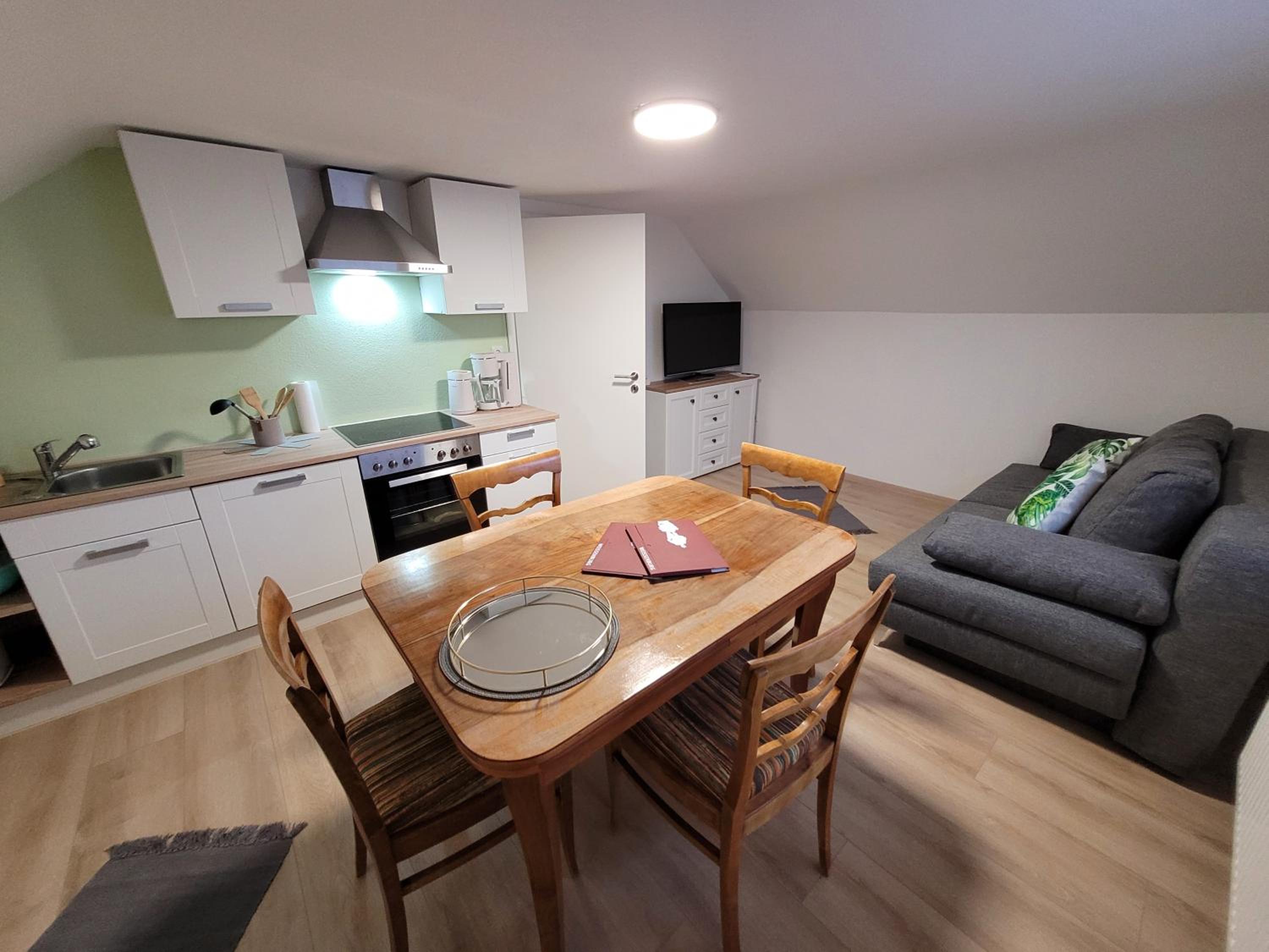 One-Bedroom Apartment photo 3