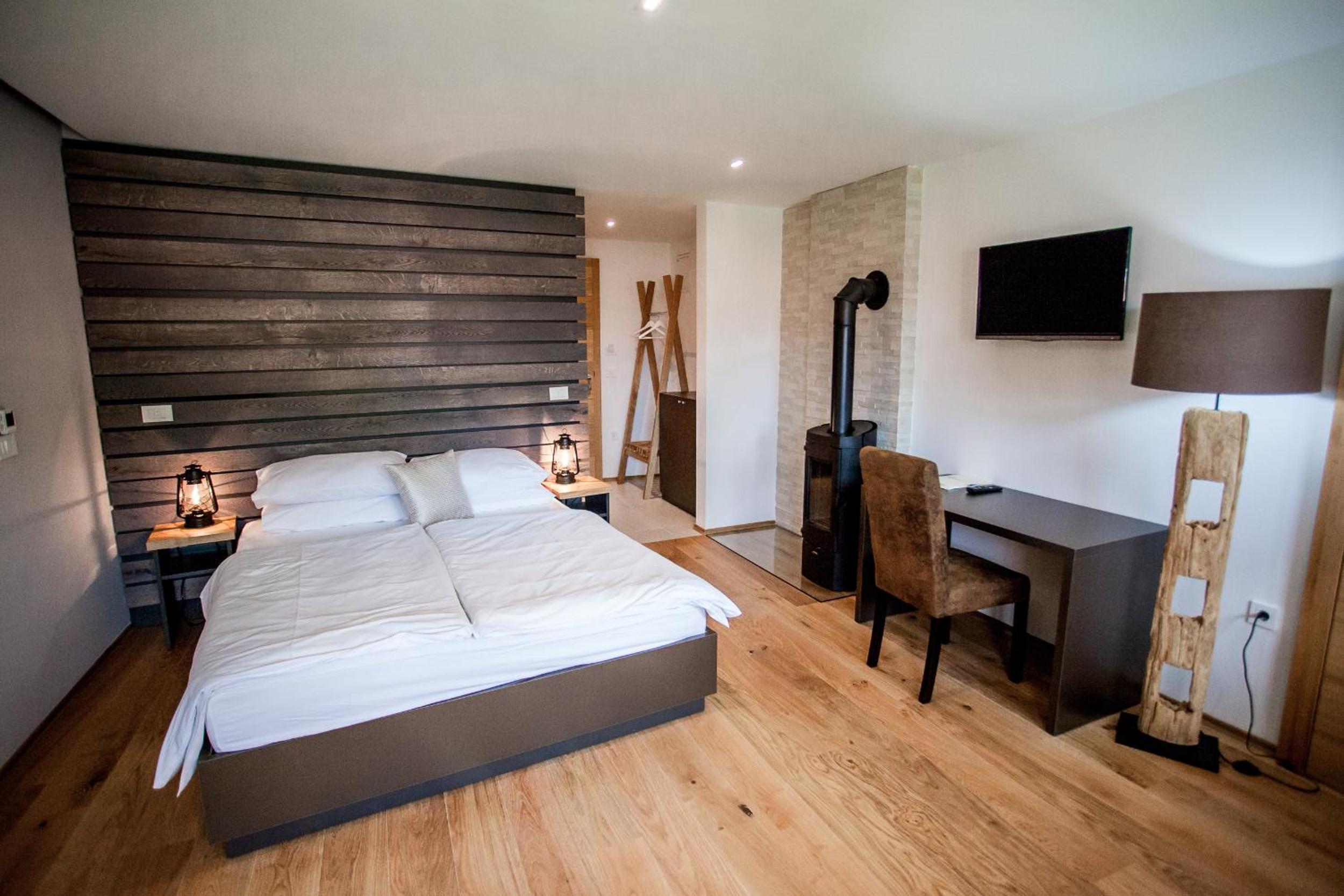 Standard Double Room photo 3