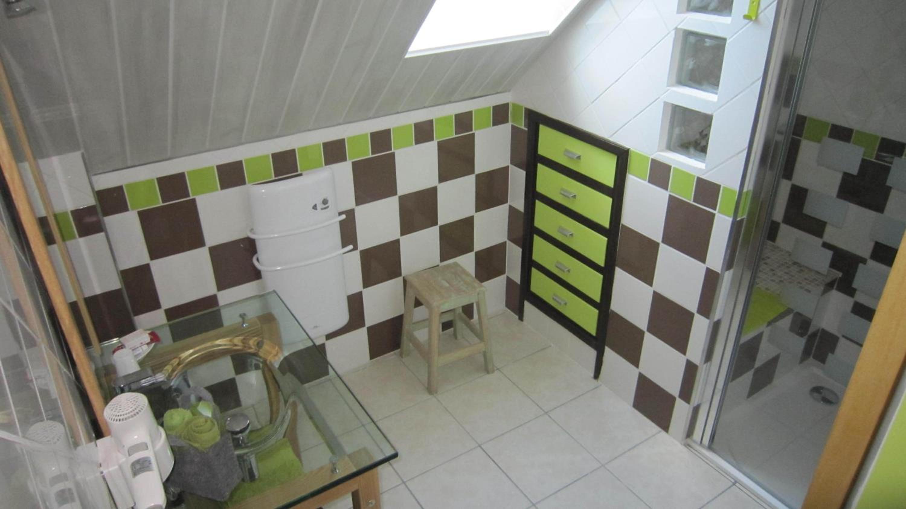 Deluxe Double Room with Shower photo 3