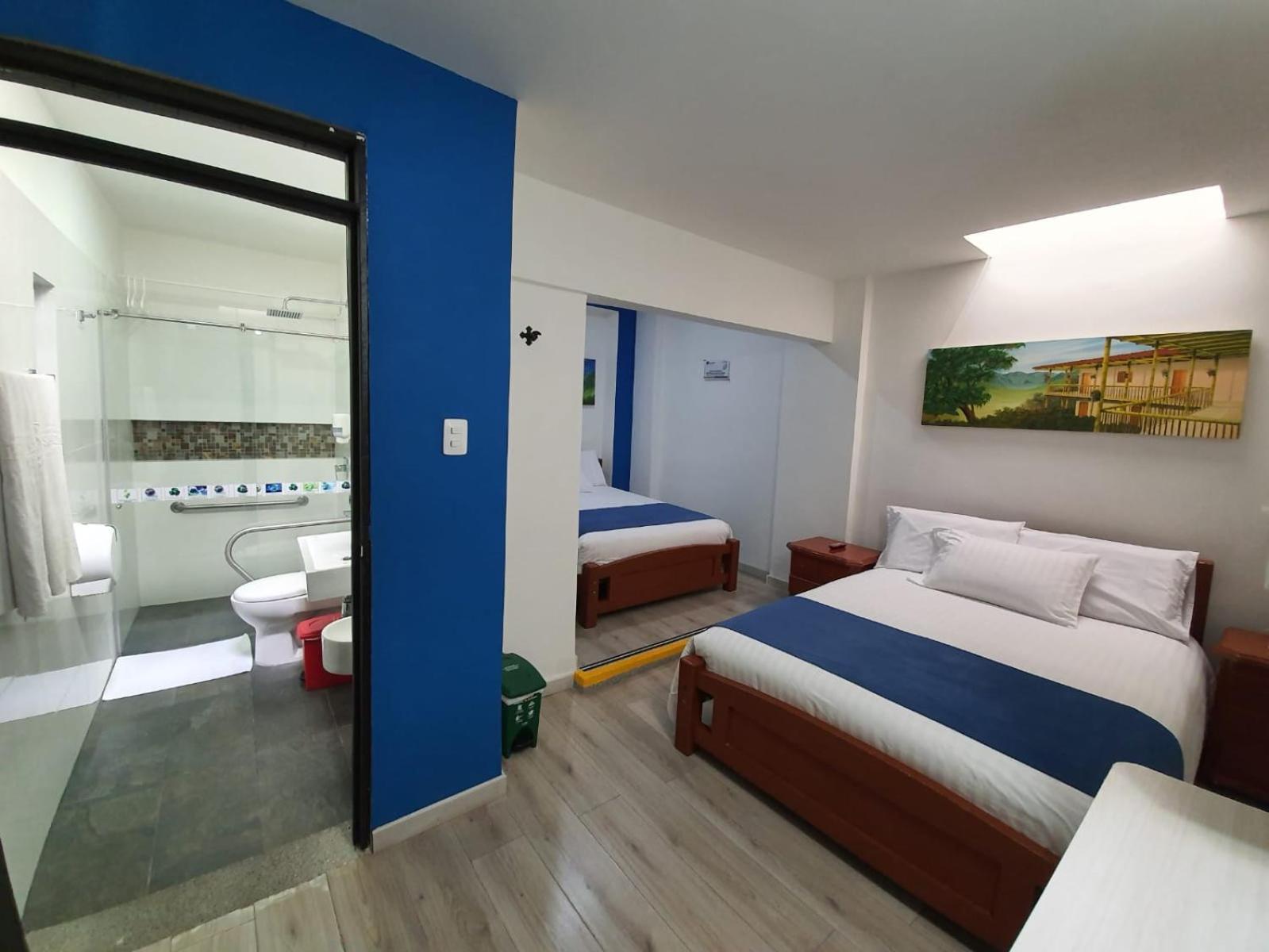 Twin Room with Air-Conditioning photo 3