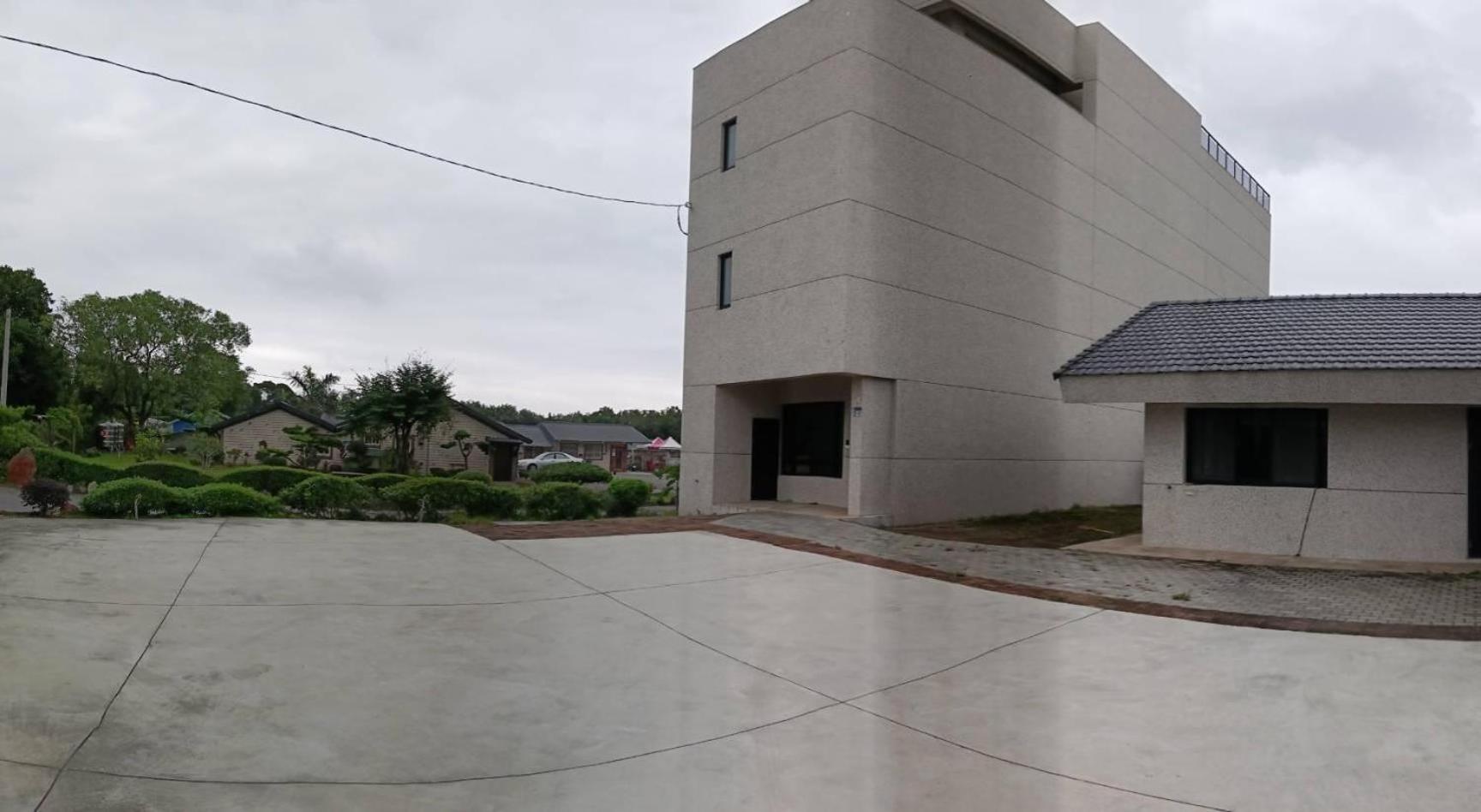 Villa photo 3