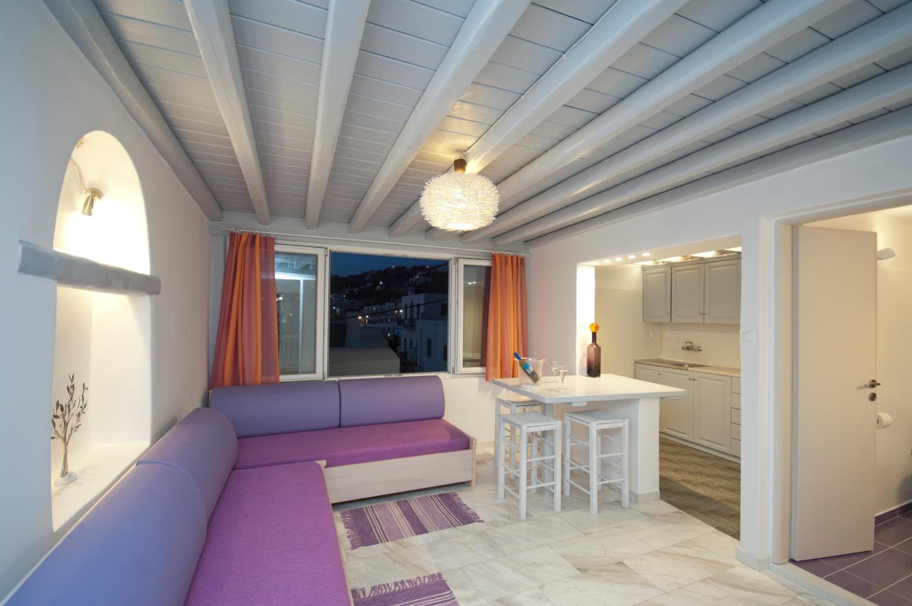 Twin Room with Private Bathroom photo 3