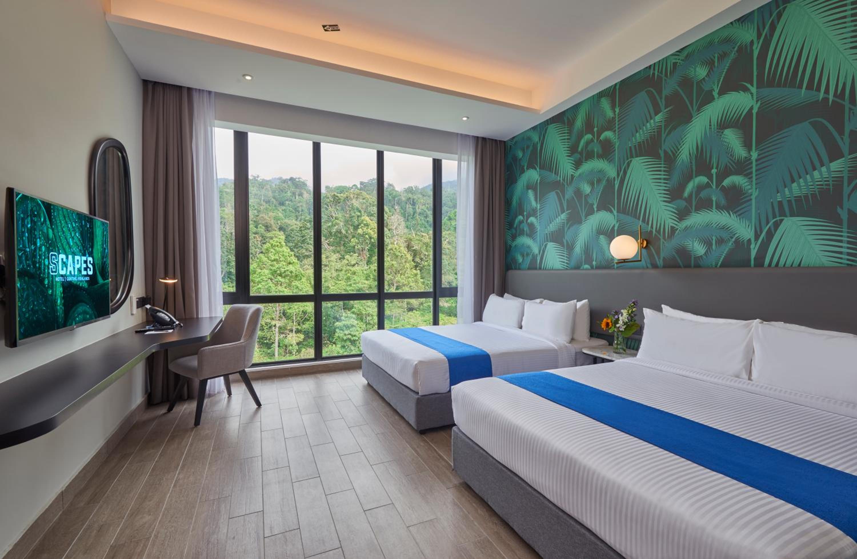 Deluxe Quadruple Room - Photo 1
