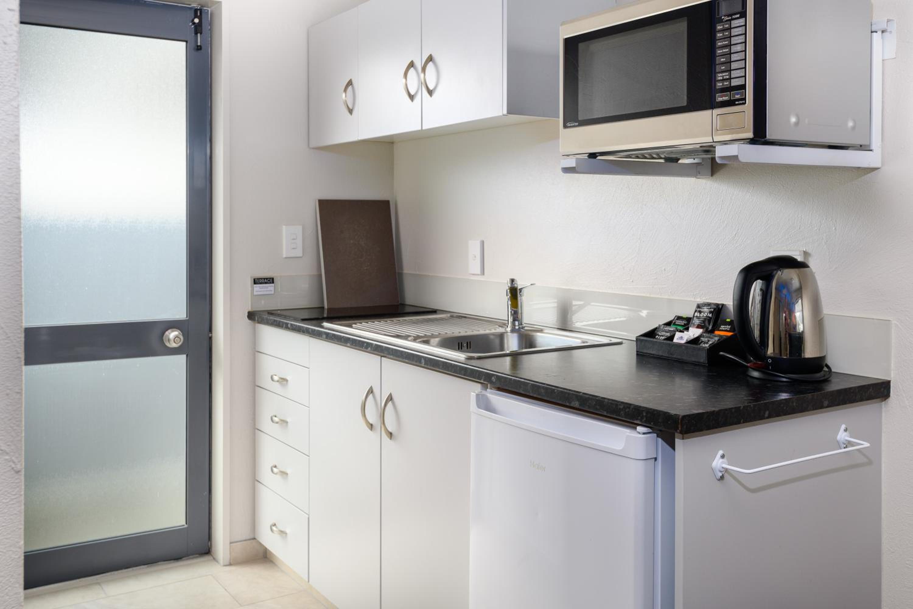 Two-Bedroom Apartment - Photo 15