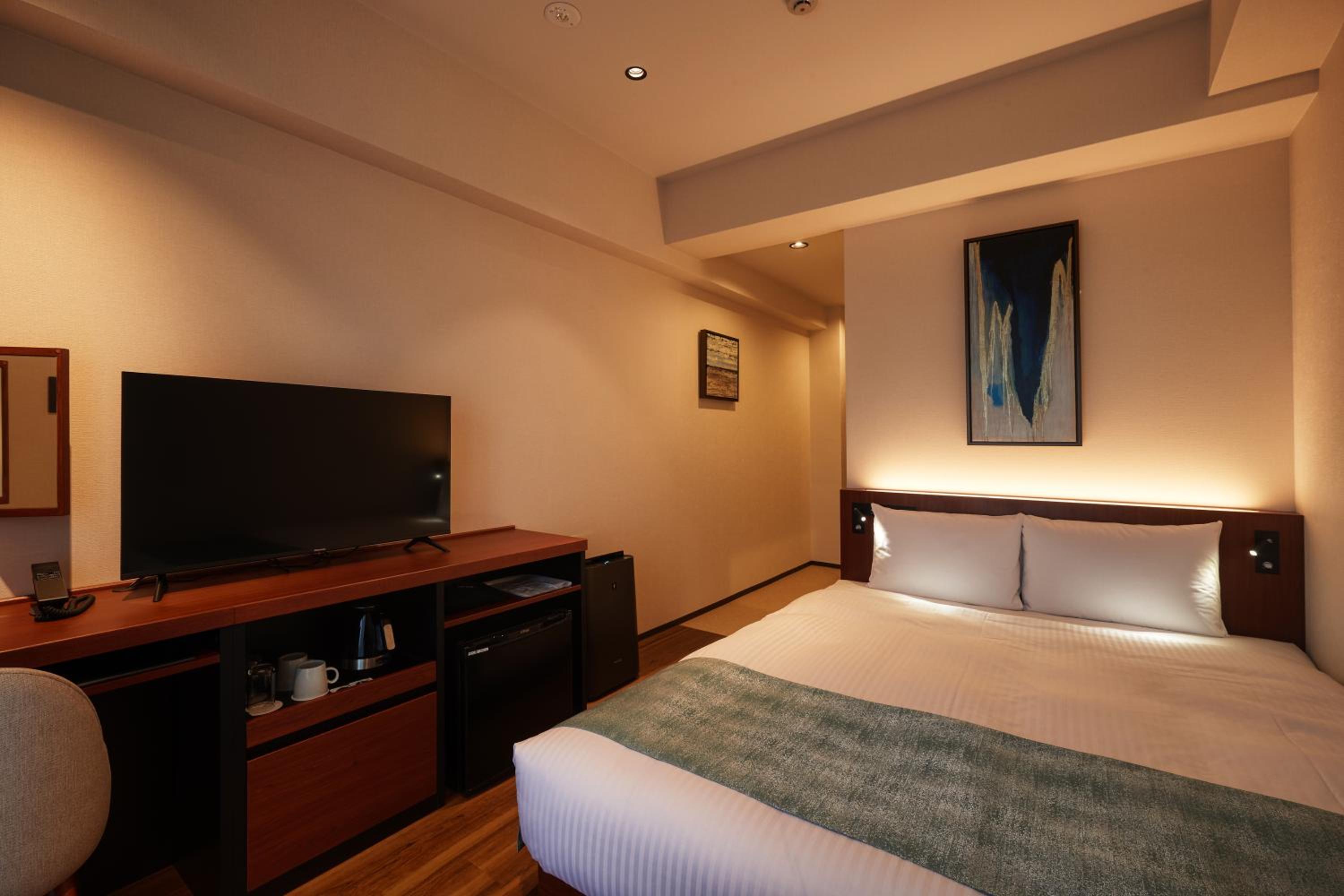 Double Room - Photo 8