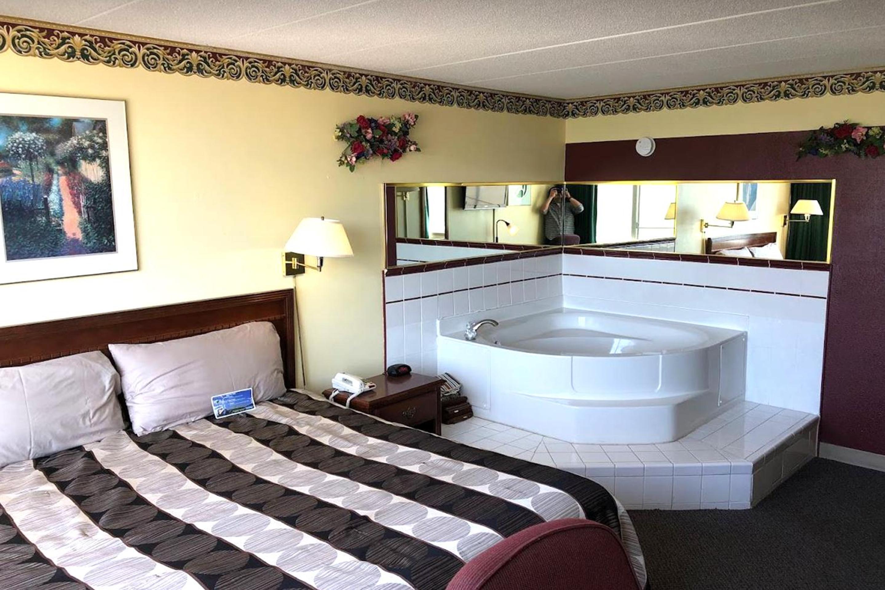 Suite With Spa Bath photo 1