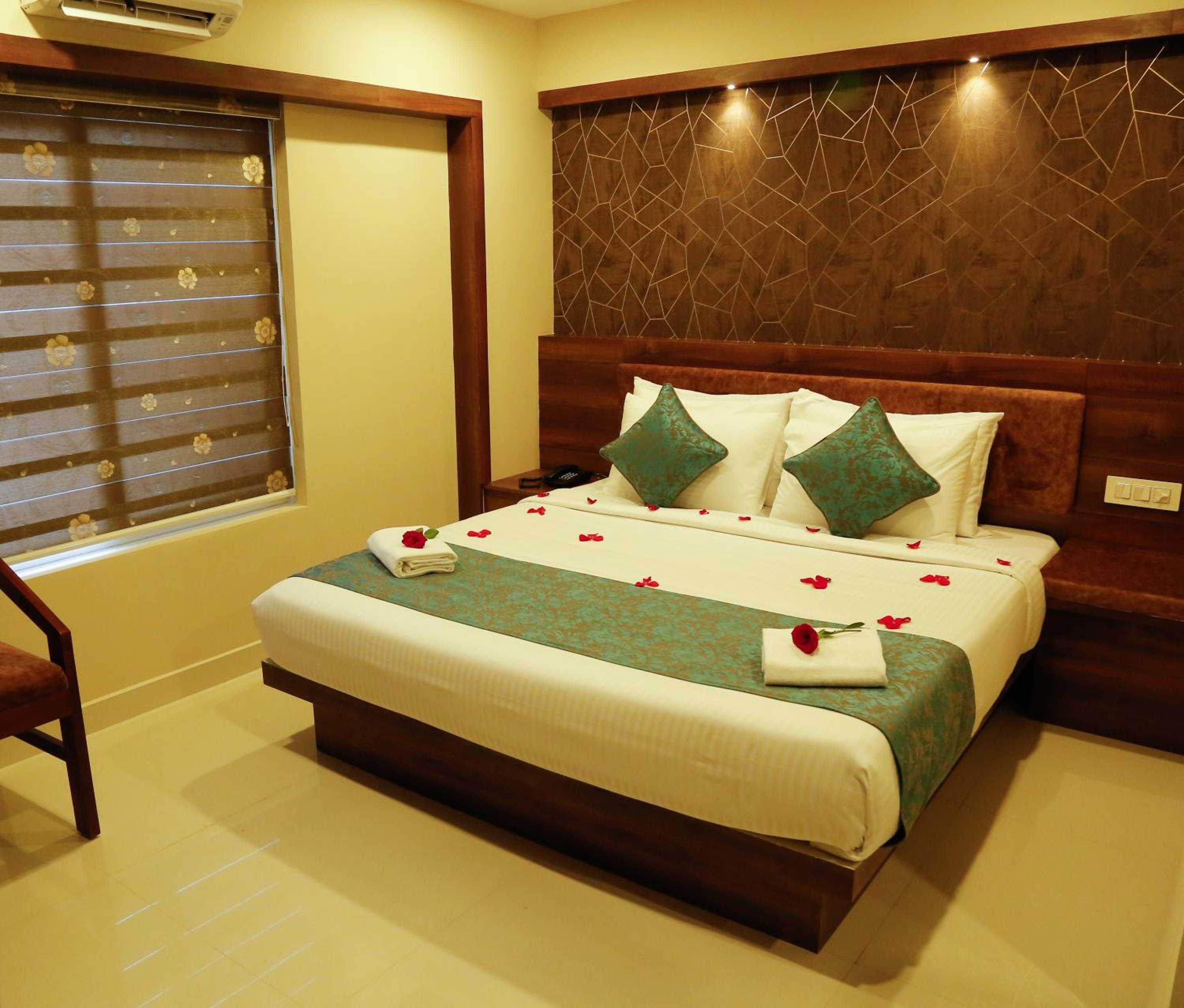 King Suite - Photo 11