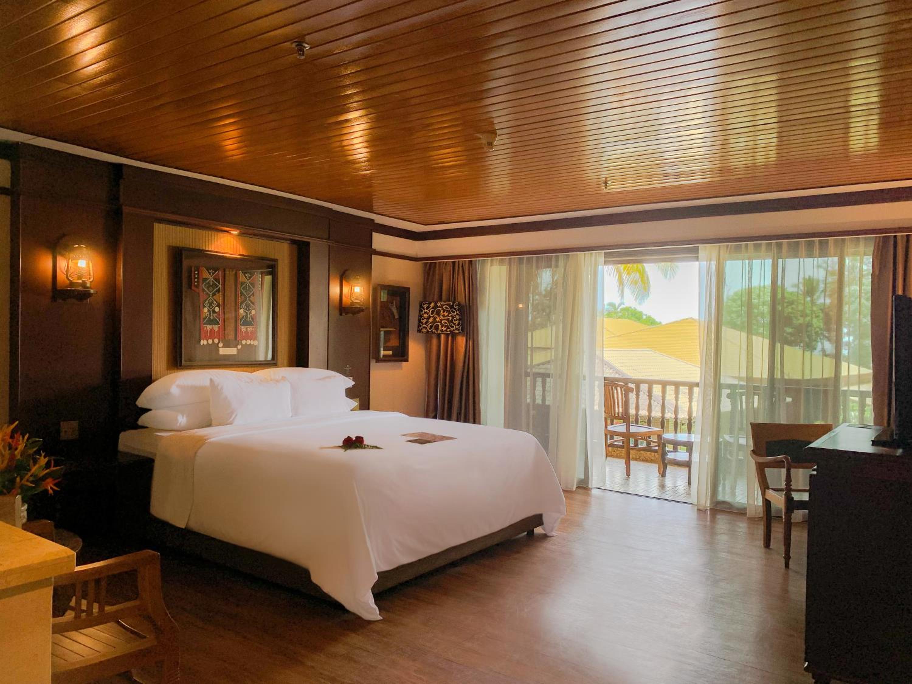 Standard Balcony One King Bed - Photo 2