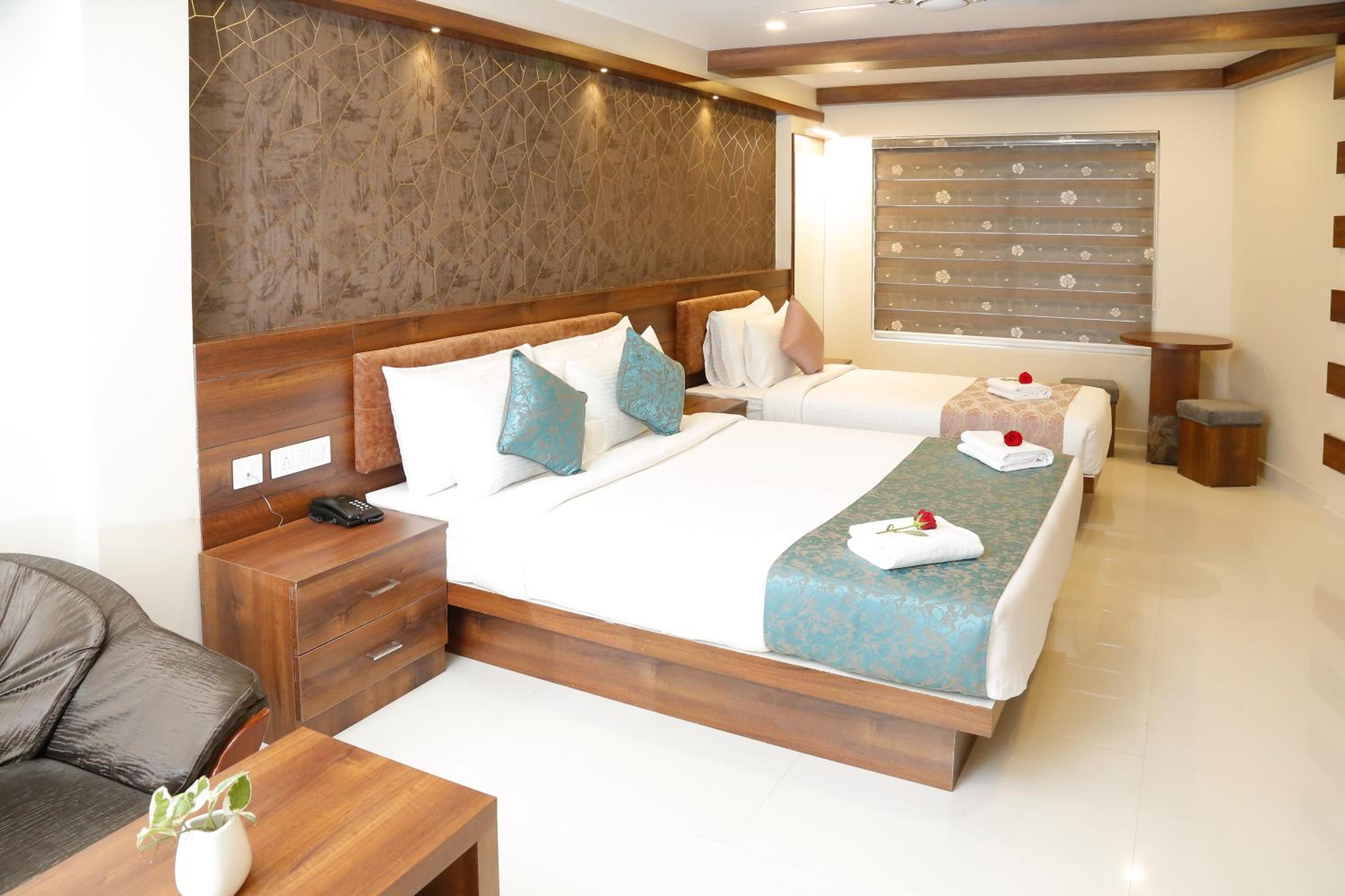 Superior Twin Room - Photo 6