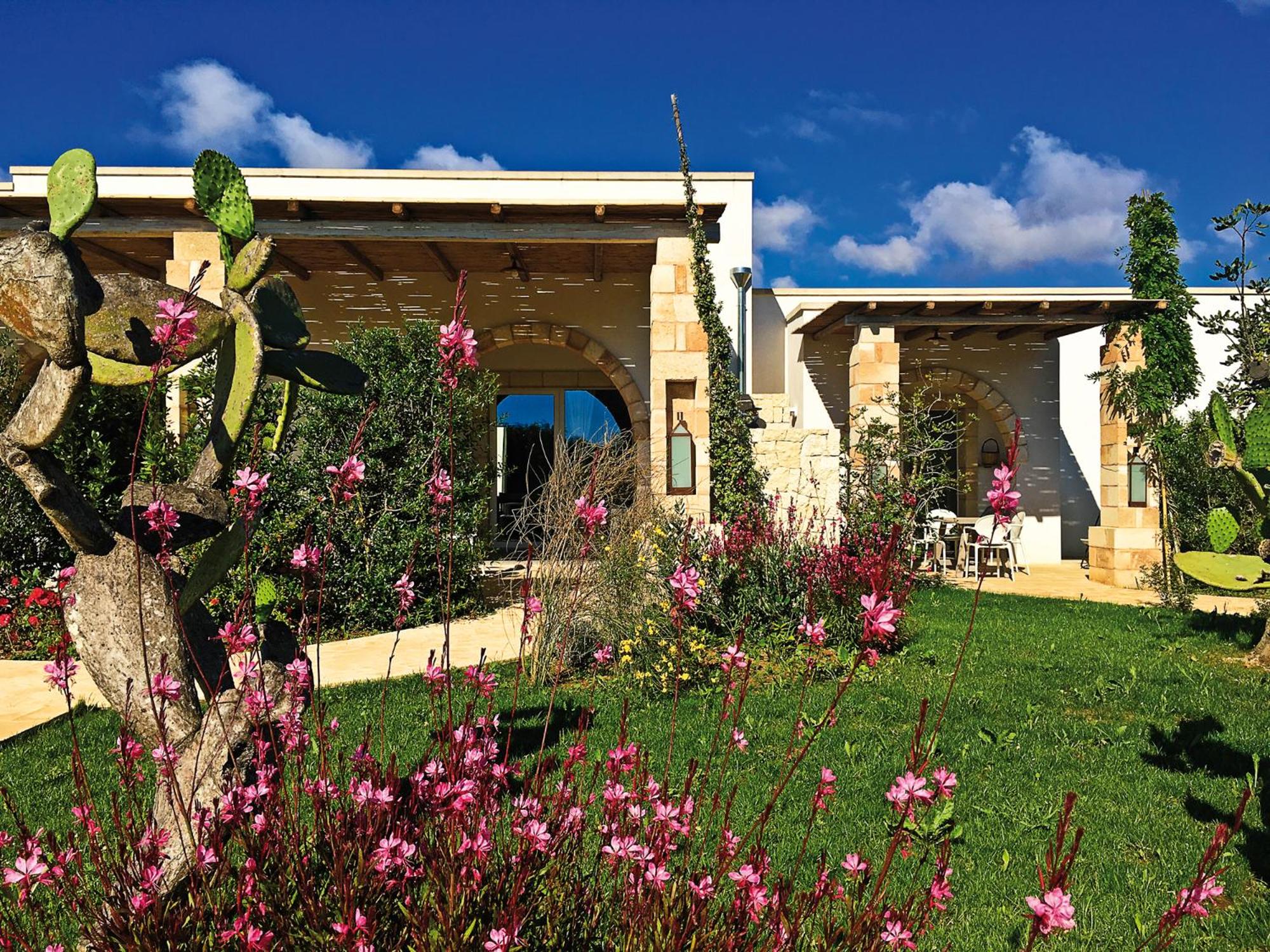 One-Bedroom Apartment with Garden View
