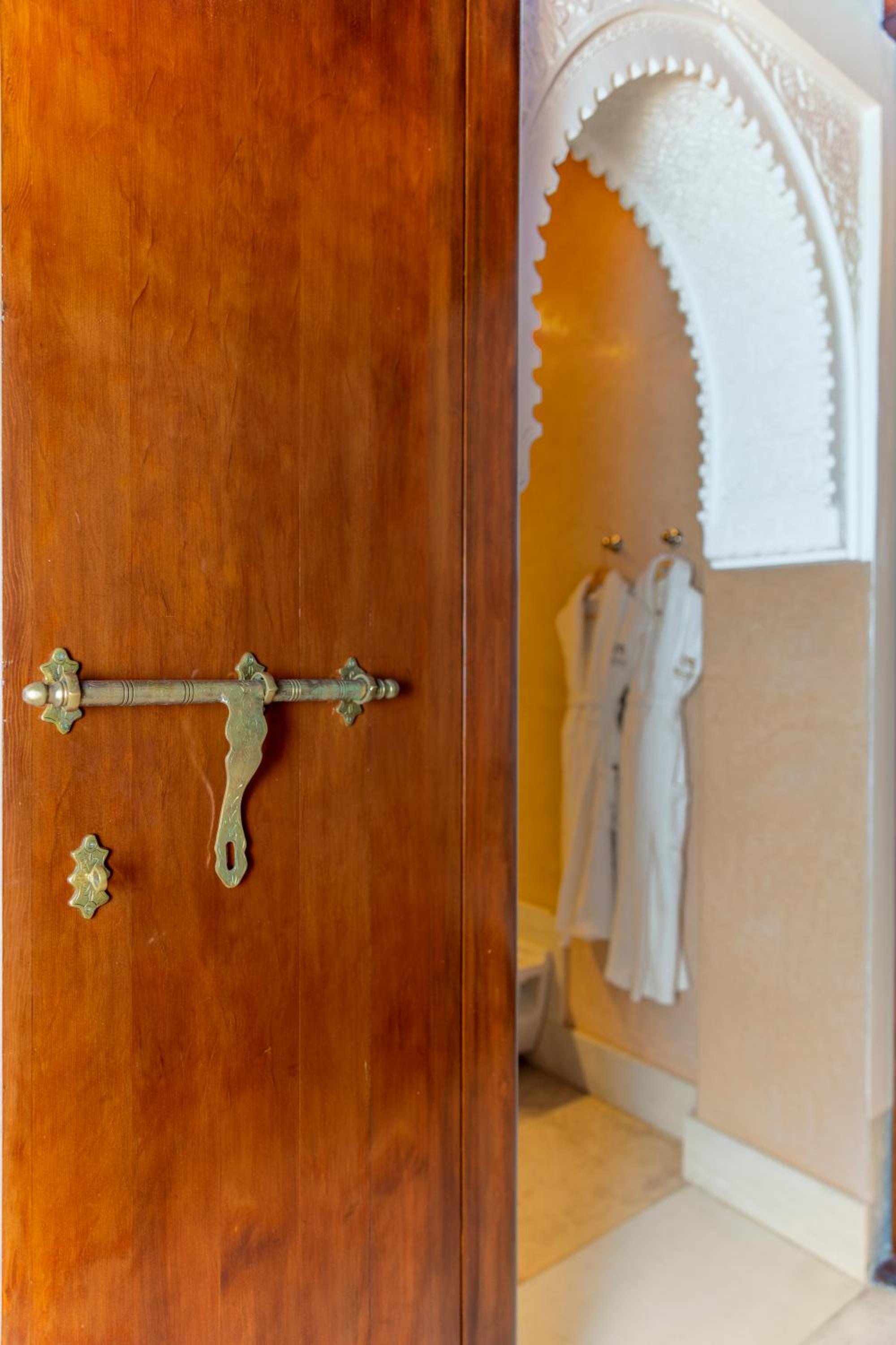 Junior Suite - Photo 17
