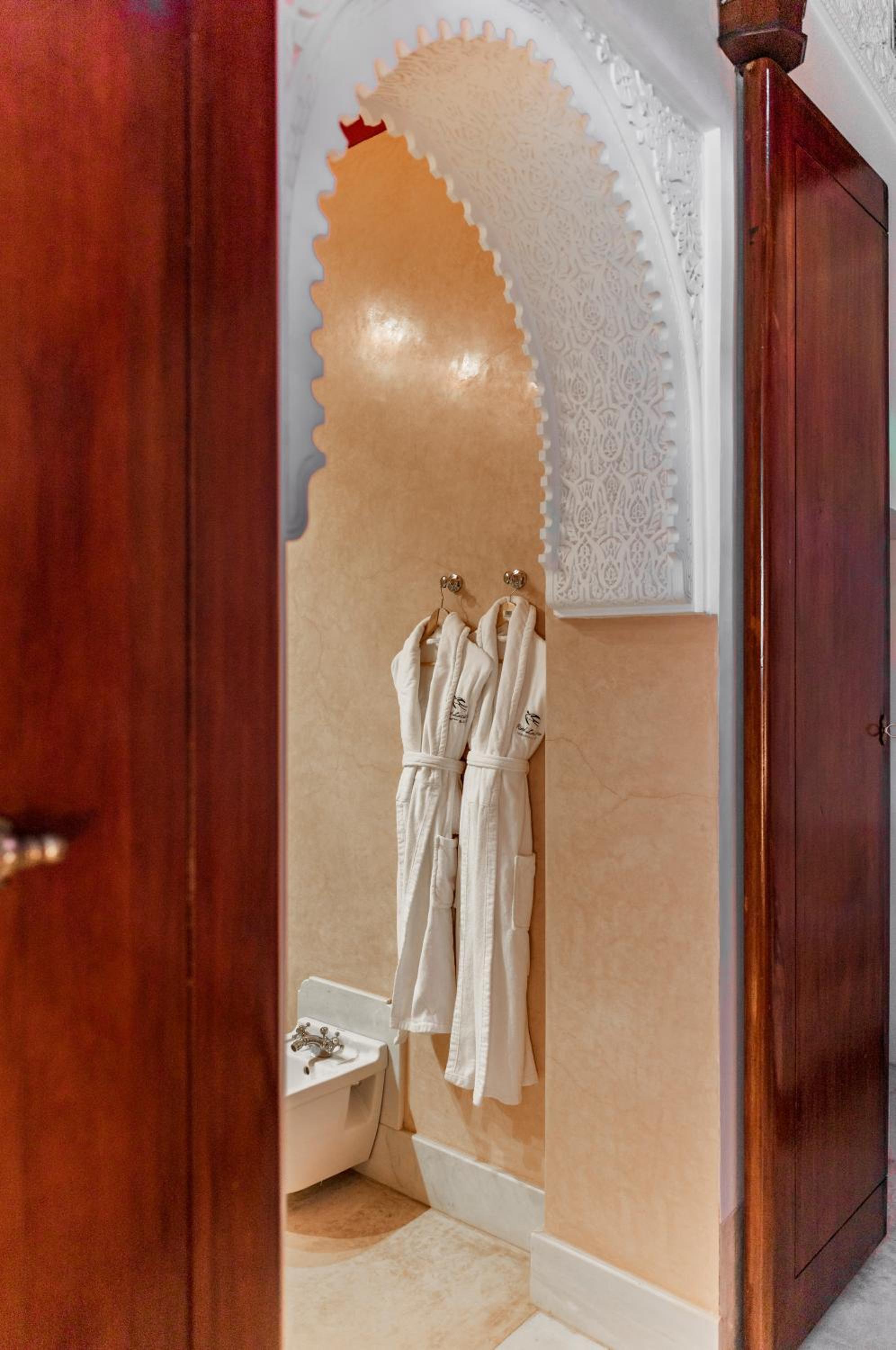 Junior Suite - Photo 23
