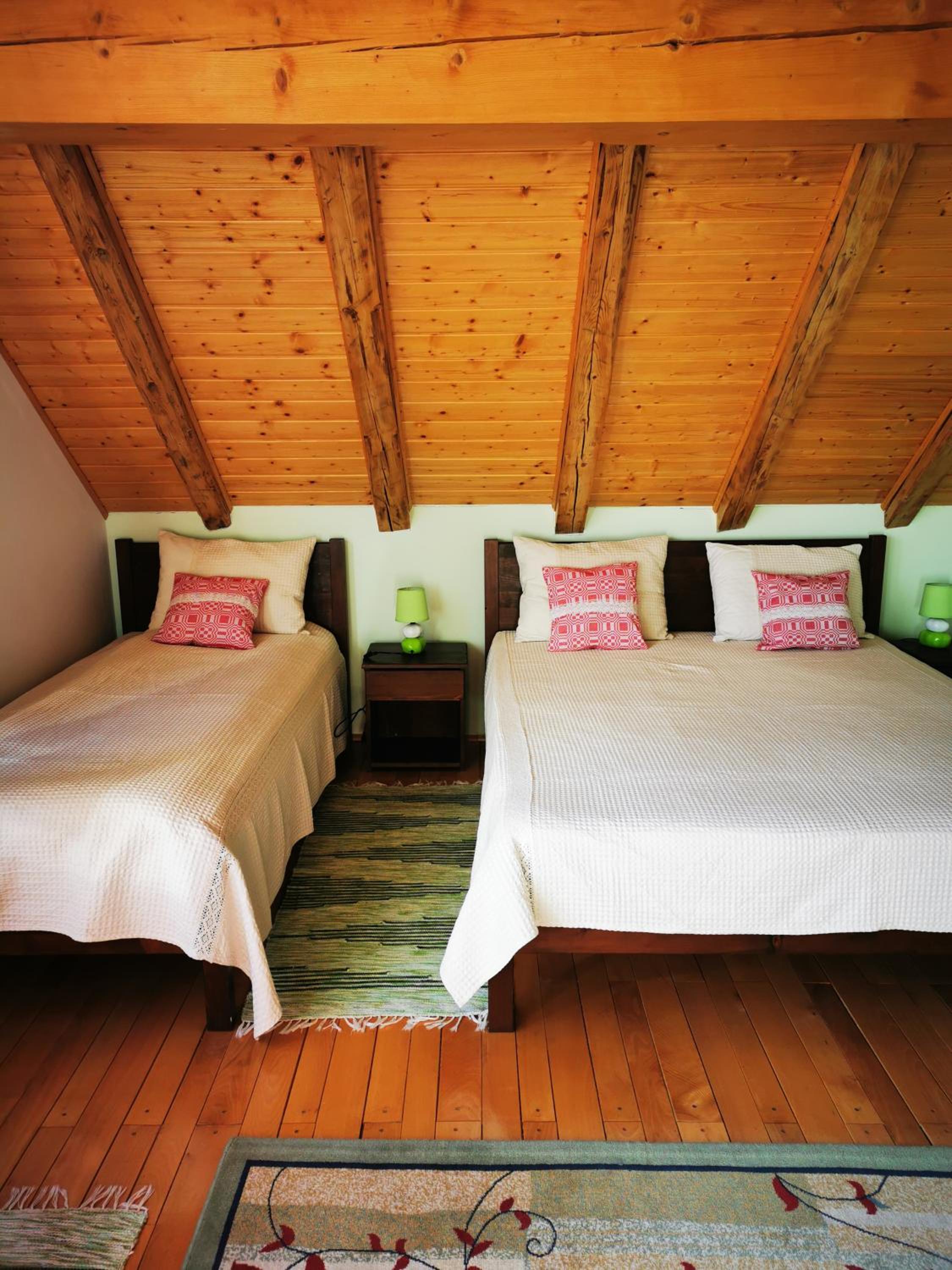 Basic Triple Room photo 3